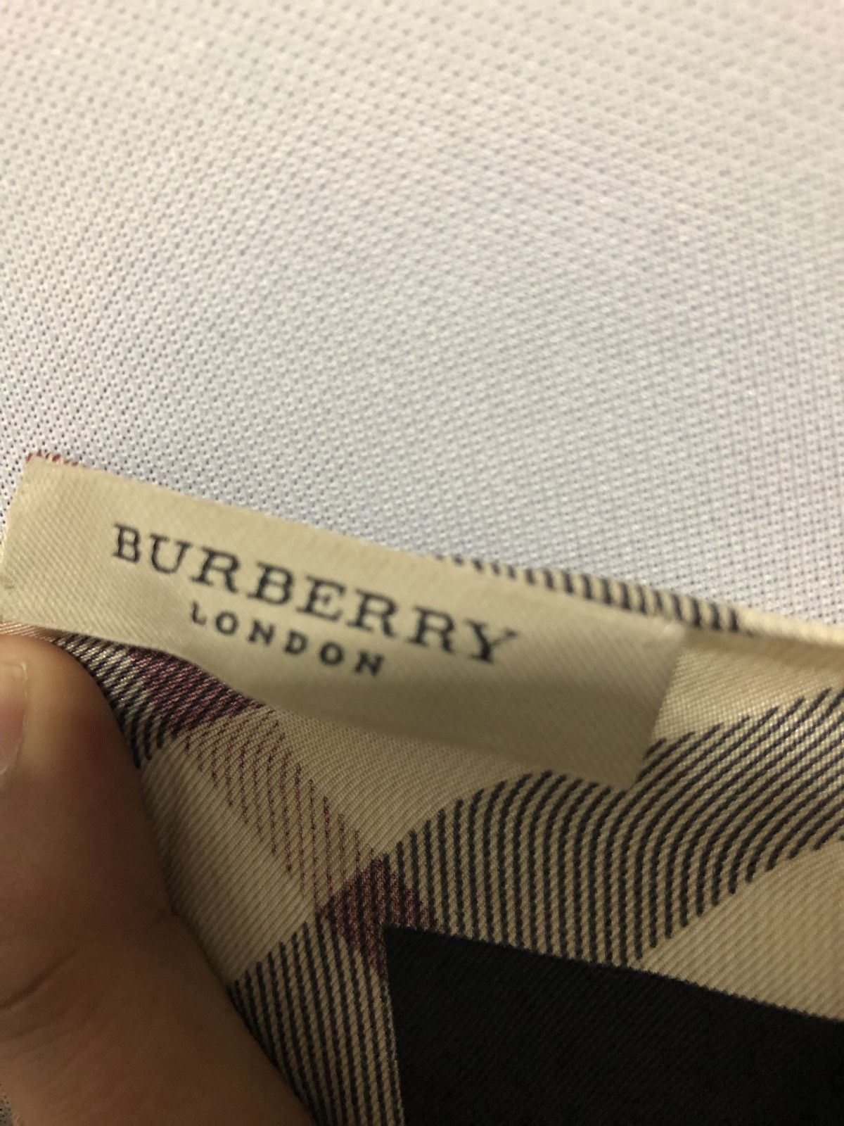Burberry Burberry Classic Nova Check Silk Square Scarf Size ONE SIZE - 3 Thumbnail