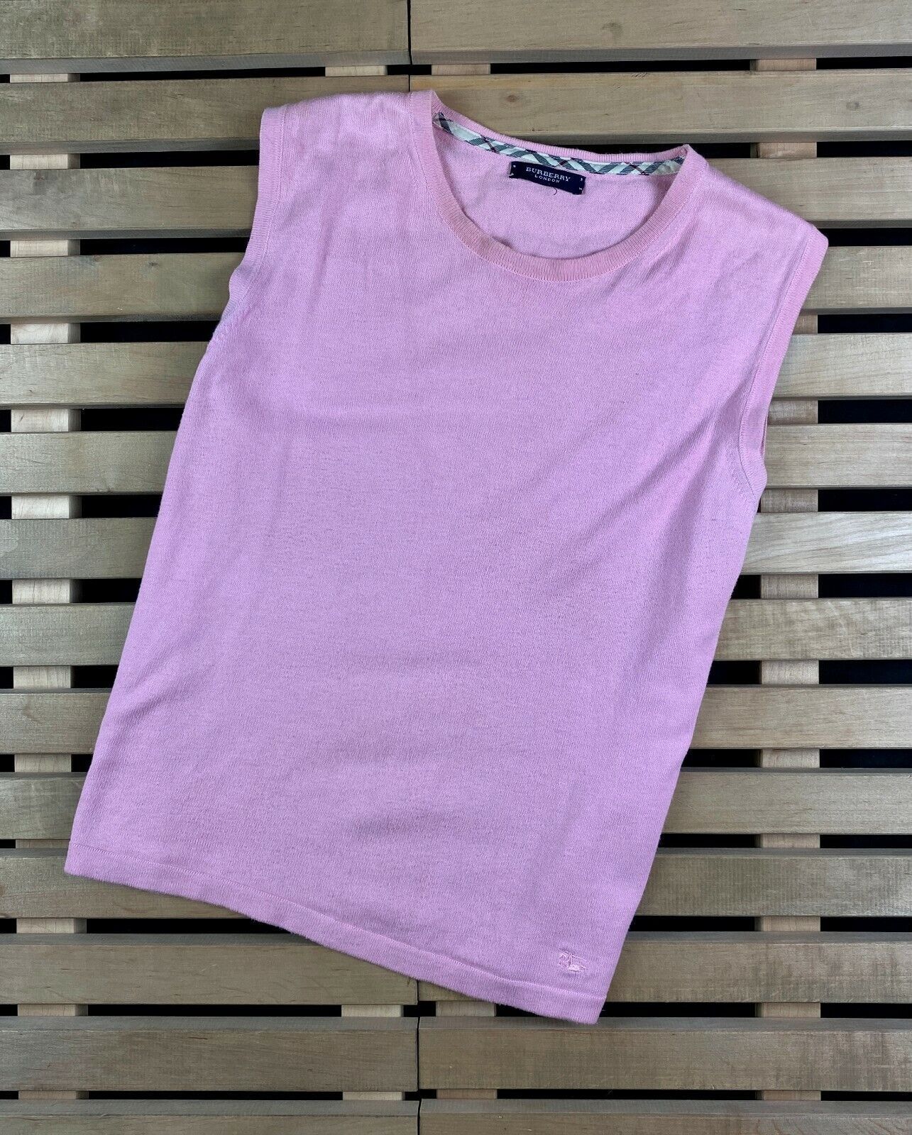 Burberry Womens Top T Shirt Burberry Size S Size S / US 4 / IT 40 - 1 Thumbnail