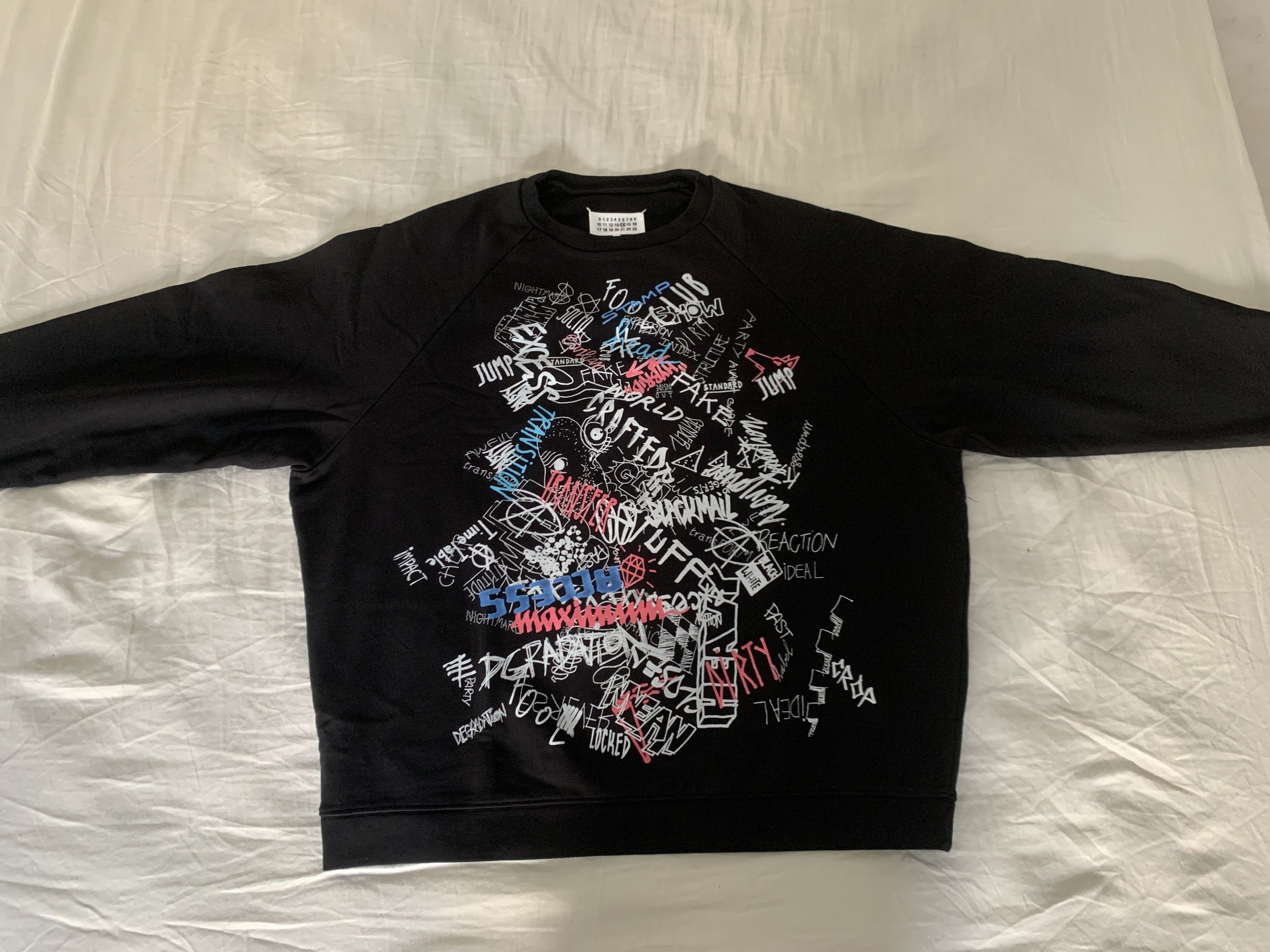 Maison Margiela MM14 GRAFFITI PRINT CREWDNECK OVERSIZED SWEATSHIRT Size US M / EU 48-50 / 2 - 9 Thumbnail