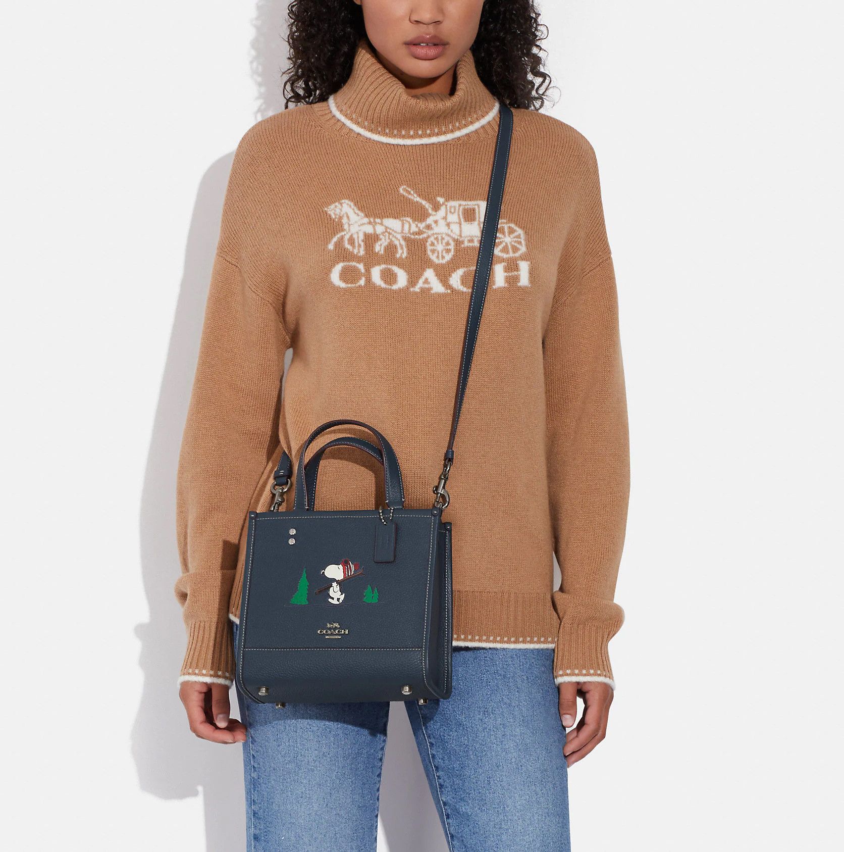 Coach Coach X Peanuts Dempsey Tote 22 With Snoopy Ski Motif Size ONE SIZE - 5 Thumbnail