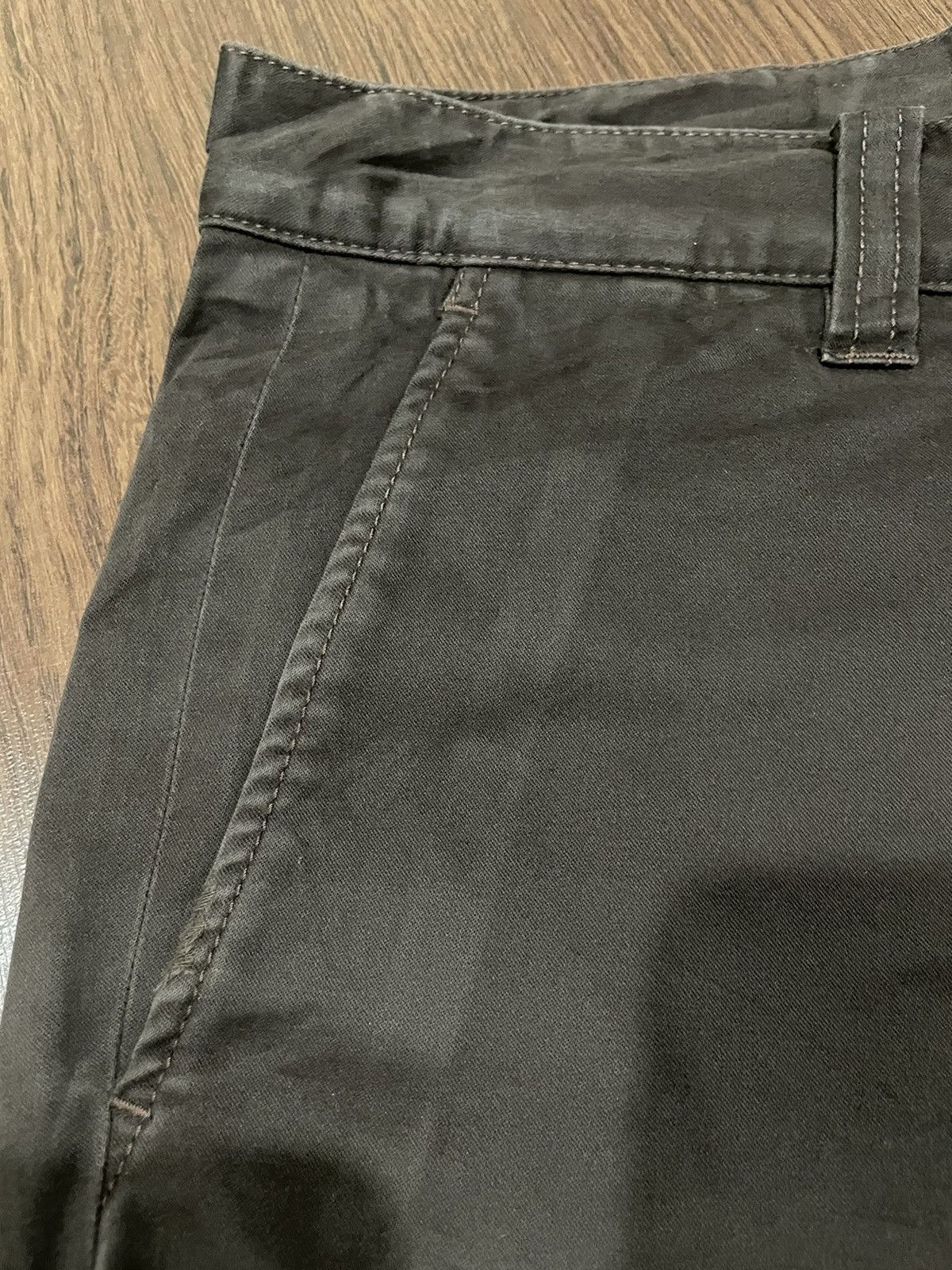 Black Label Vintage Burberry Black Label Flap Checked Pocket Cargo Pants Size US 30 / EU 46 - 16 Thumbnail