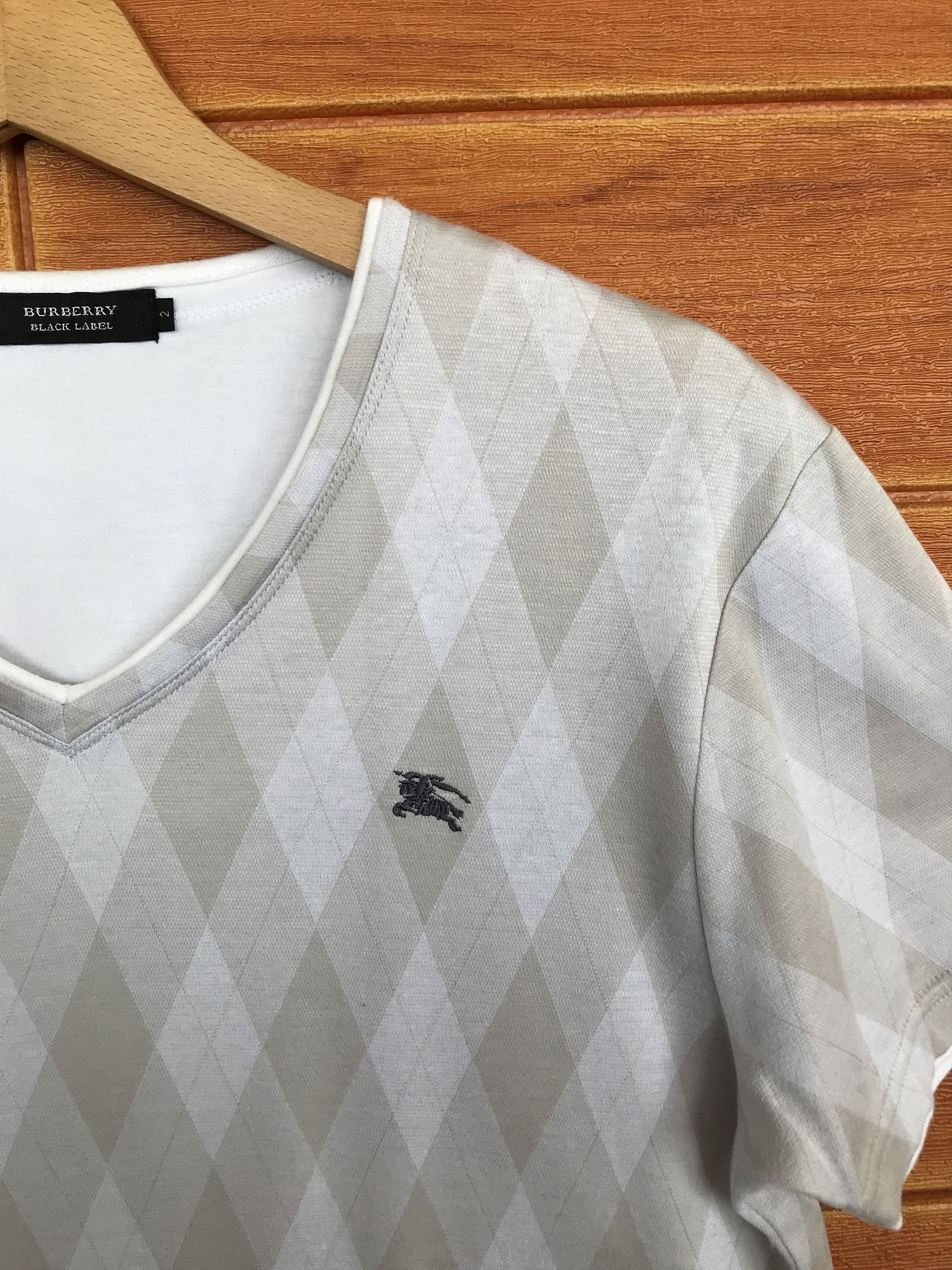 Burberry Burberry Black Label T-Shirt Size US M / EU 48-50 / 2 - 4 Thumbnail