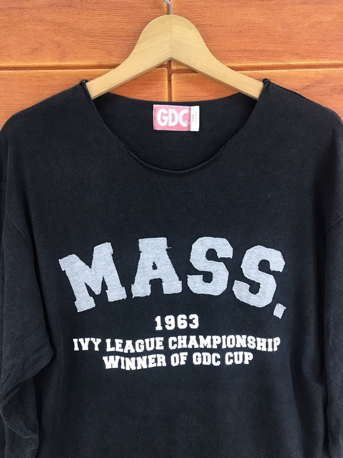 Narcotic GDC Gdc Mass Ivy League Championship Neckless T Shirt Size US L / EU 52-54 / 3 - 2 Thumbnail