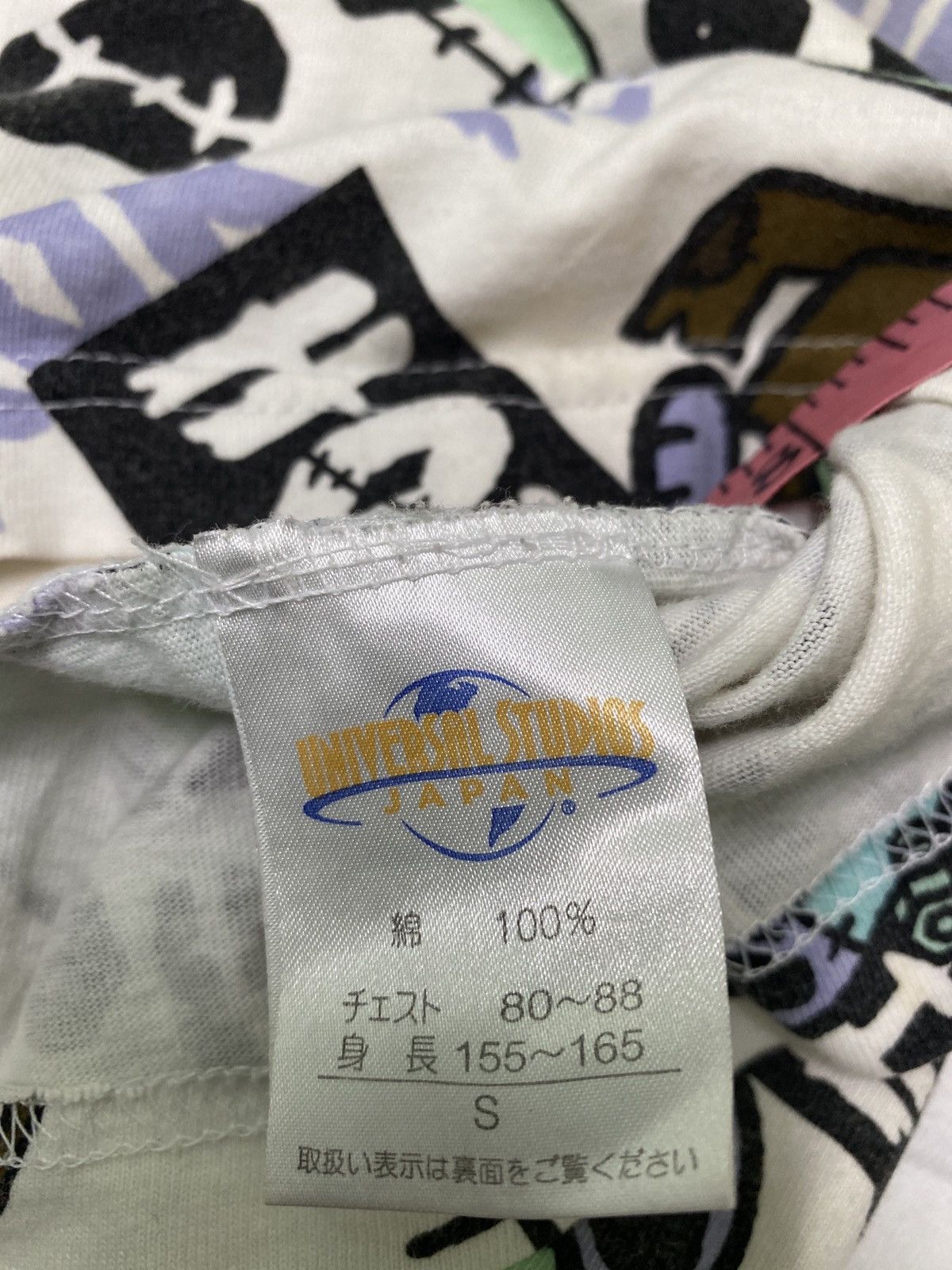 Universal Studios 💥 VINTAGE PEANUT HORROR NIGHT OVP TSHIRT Size US S / EU 44-46 / 1 - 8 Thumbnail