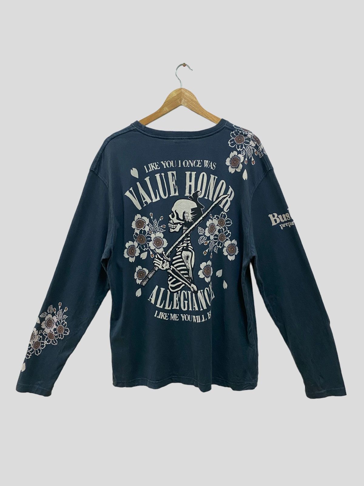 Japanese Brand Vintage VALUE HONOR ALLEGIANCE SKELETON SWORD LONG SLEEVES Size US L / EU 52-54 / 3 - 1 Thumbnail