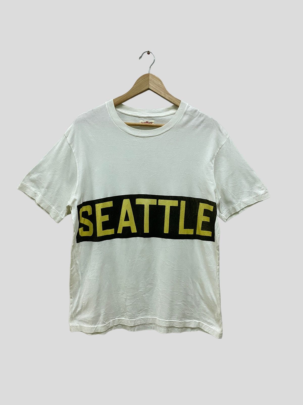 HOLLYWOOD RANCH MARKET HR MARKET SEATTLE BIG LOGO TSHIRT Size US M / EU 48-50 / 2 - 1 Thumbnail