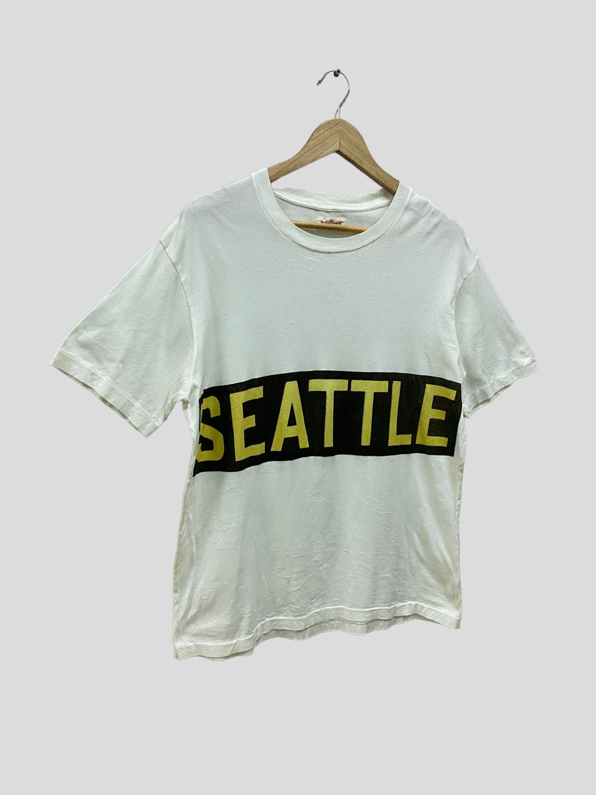 HOLLYWOOD RANCH MARKET HR MARKET SEATTLE BIG LOGO TSHIRT Size US M / EU 48-50 / 2 - 2 Thumbnail