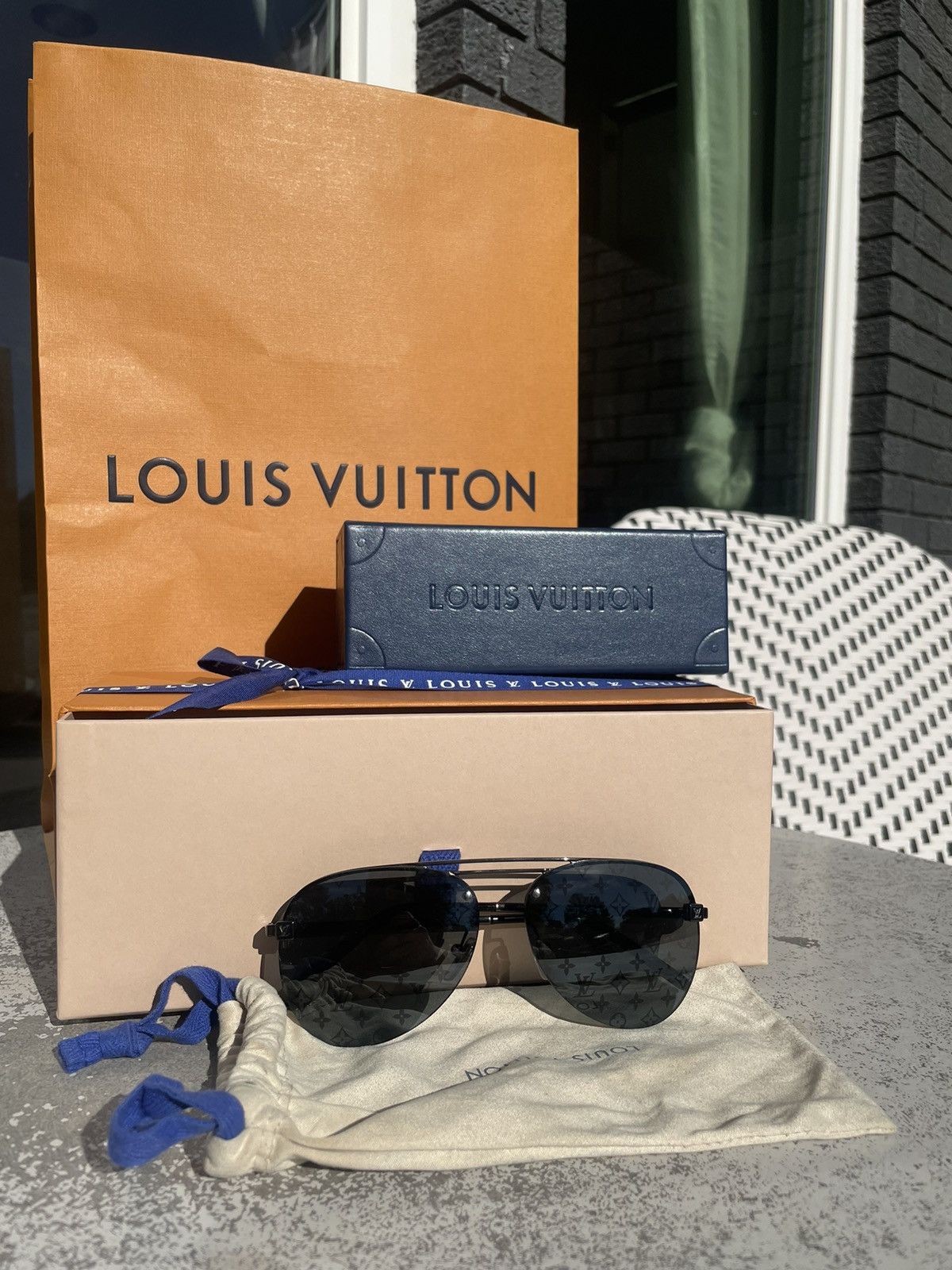 Louis Vuitton Monogram Clockwise Sunglasses Dark Gun Black Men