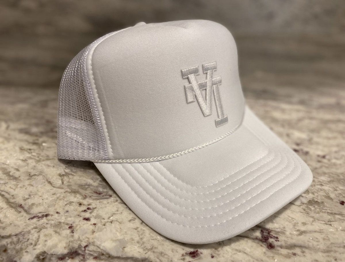 vintage-upside-down-la-hat-grailed