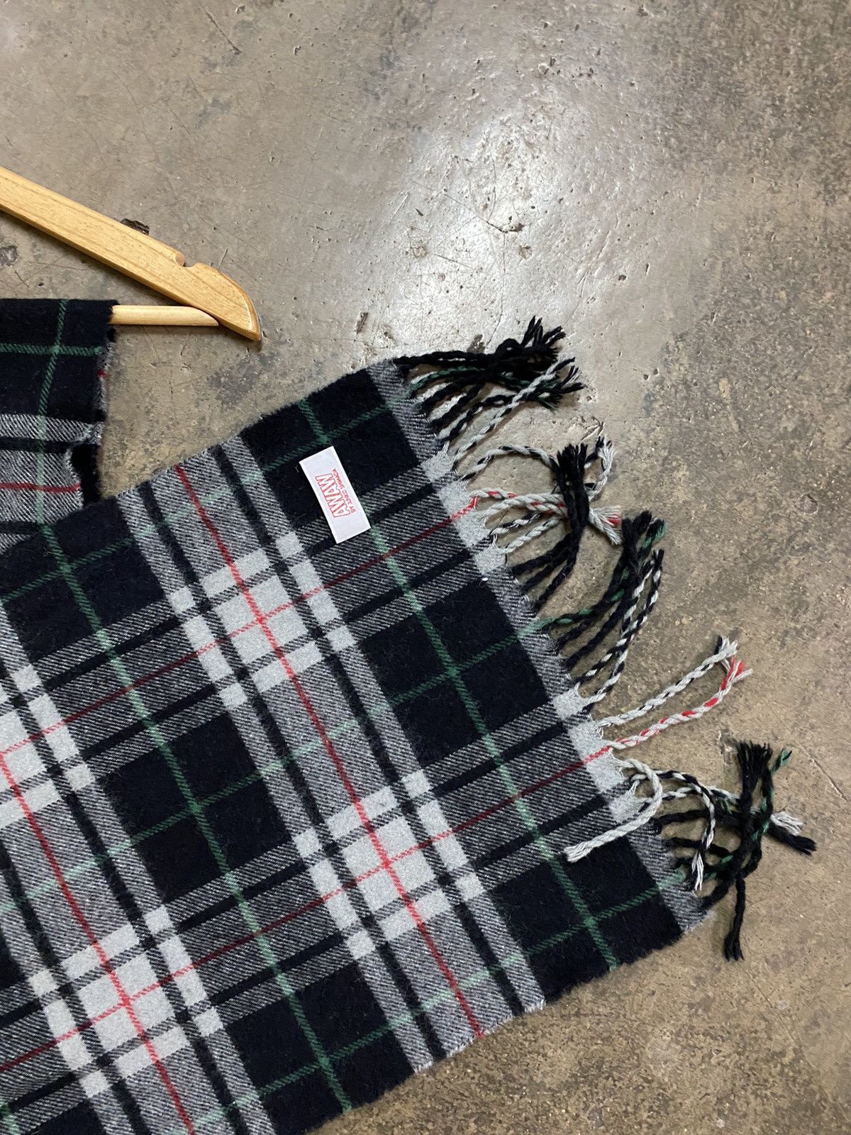 Junko Shimada Vintage Japanese Brand Scarf By Junko Shimada Size ONE SIZE - 3 Thumbnail