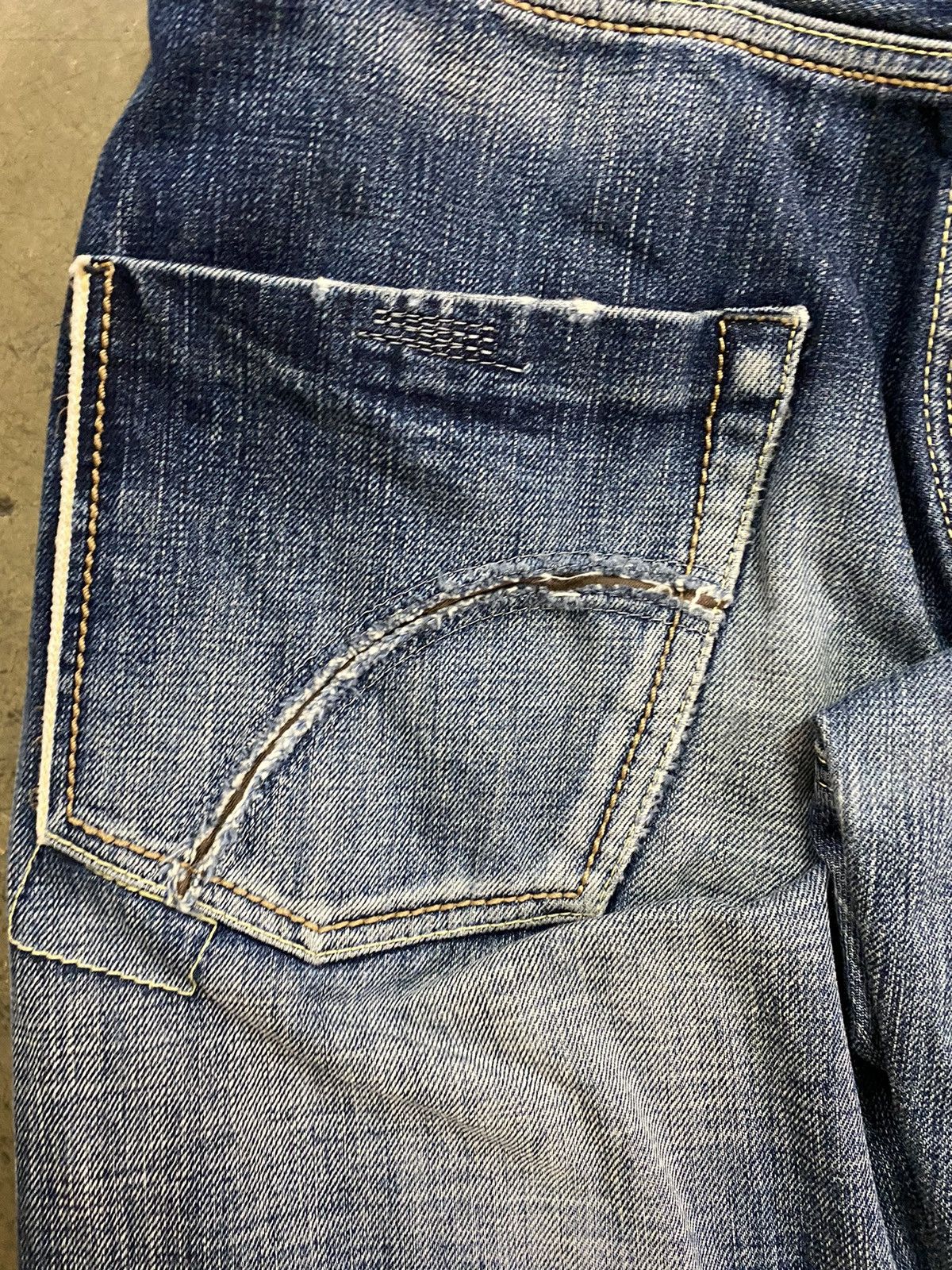 Japanese Brand × Vintage Vintage Thrashed Kunna Distressed Denim Pants Size 30" / US 8 / IT 44 - 13 Thumbnail