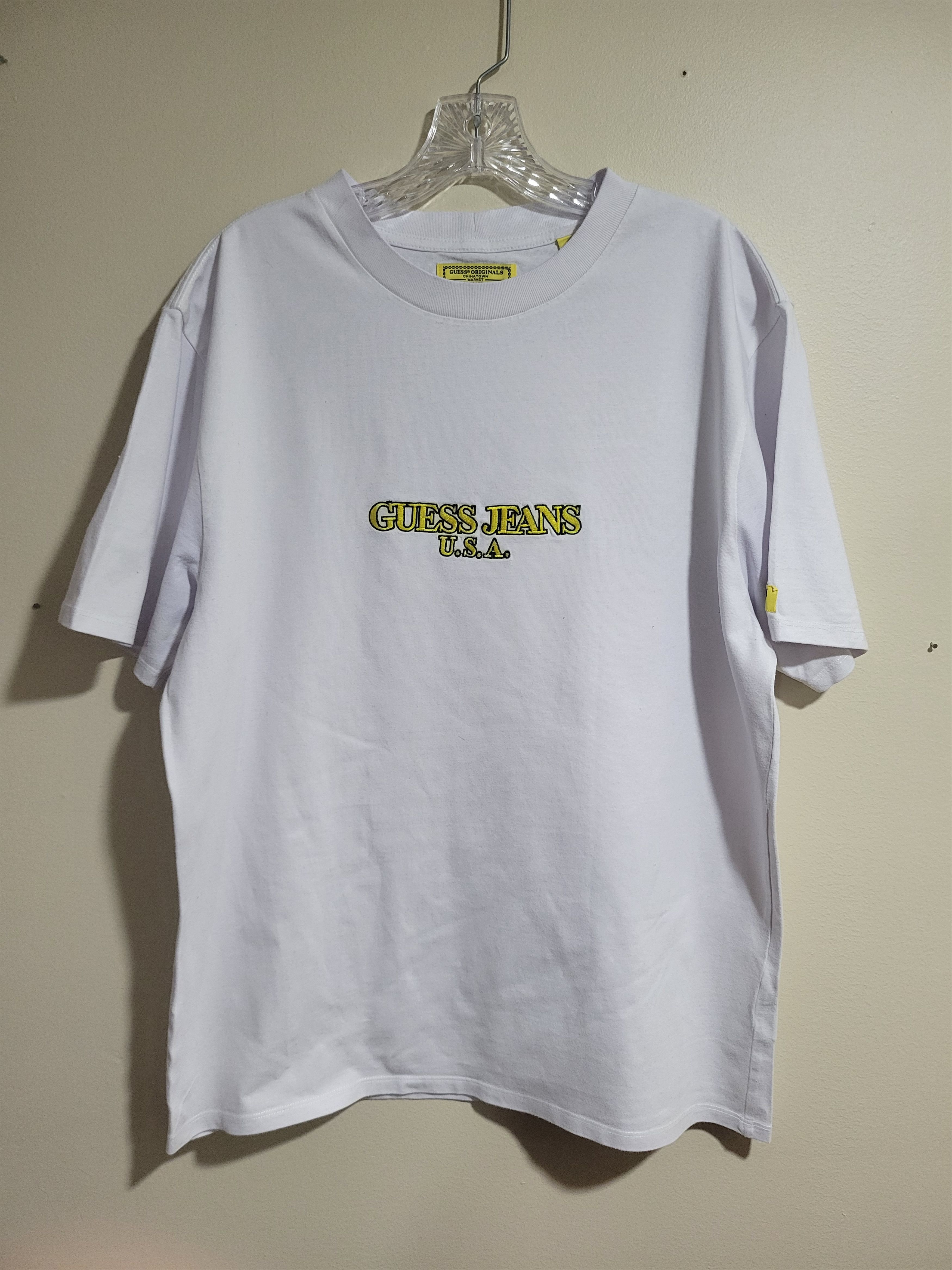 Guess chinatown market tee online