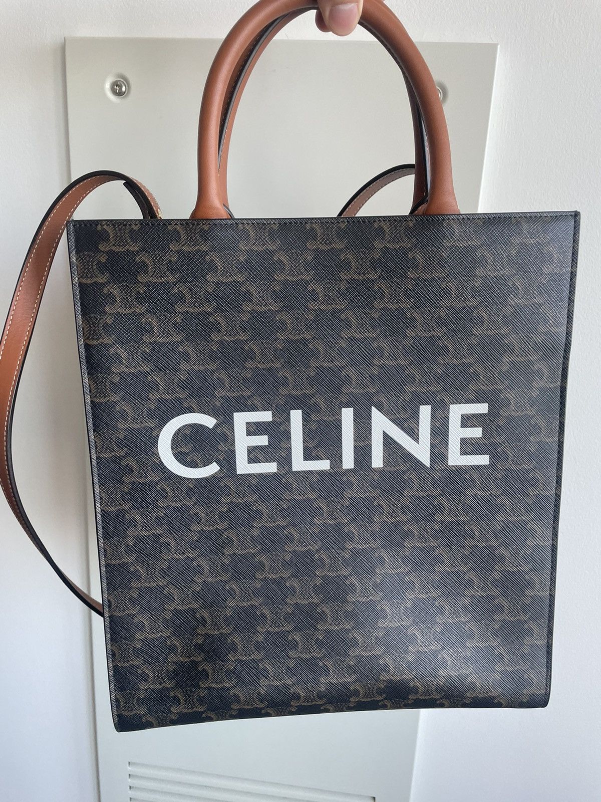 Celine × Hedi Slimane Runway Limited Edition Brand New Celine Logo Tote Size ONE SIZE - 8 Thumbnail
