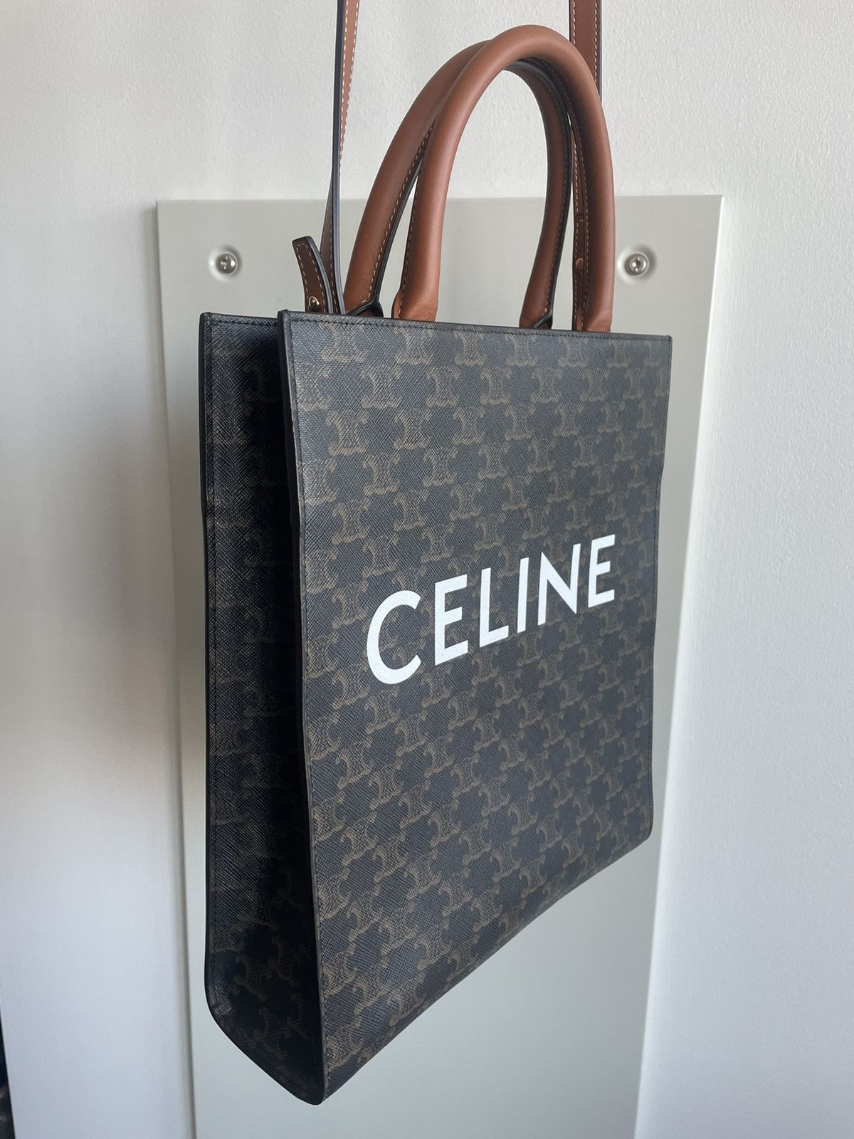 Celine × Hedi Slimane Runway Limited Edition Brand New Celine Logo Tote Size ONE SIZE - 4 Thumbnail