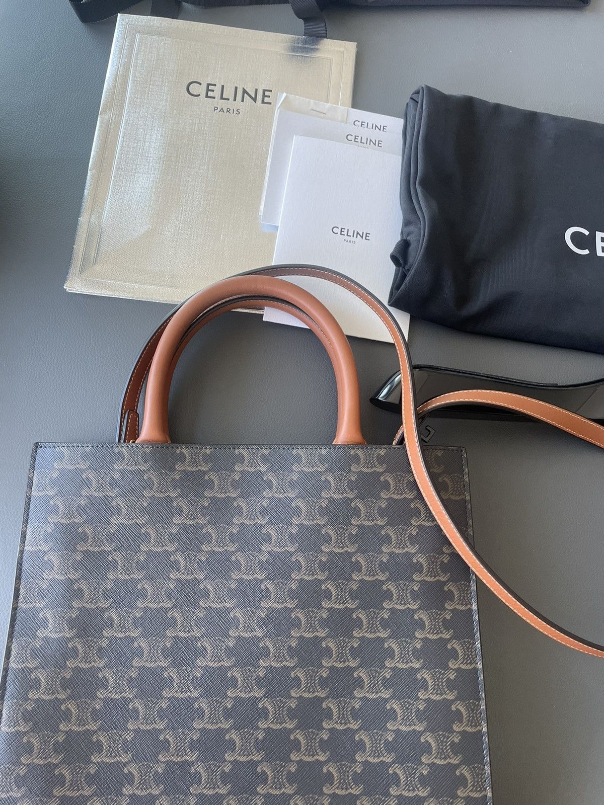 Celine × Hedi Slimane Runway Limited Edition Brand New Celine Logo Tote Size ONE SIZE - 11 Thumbnail