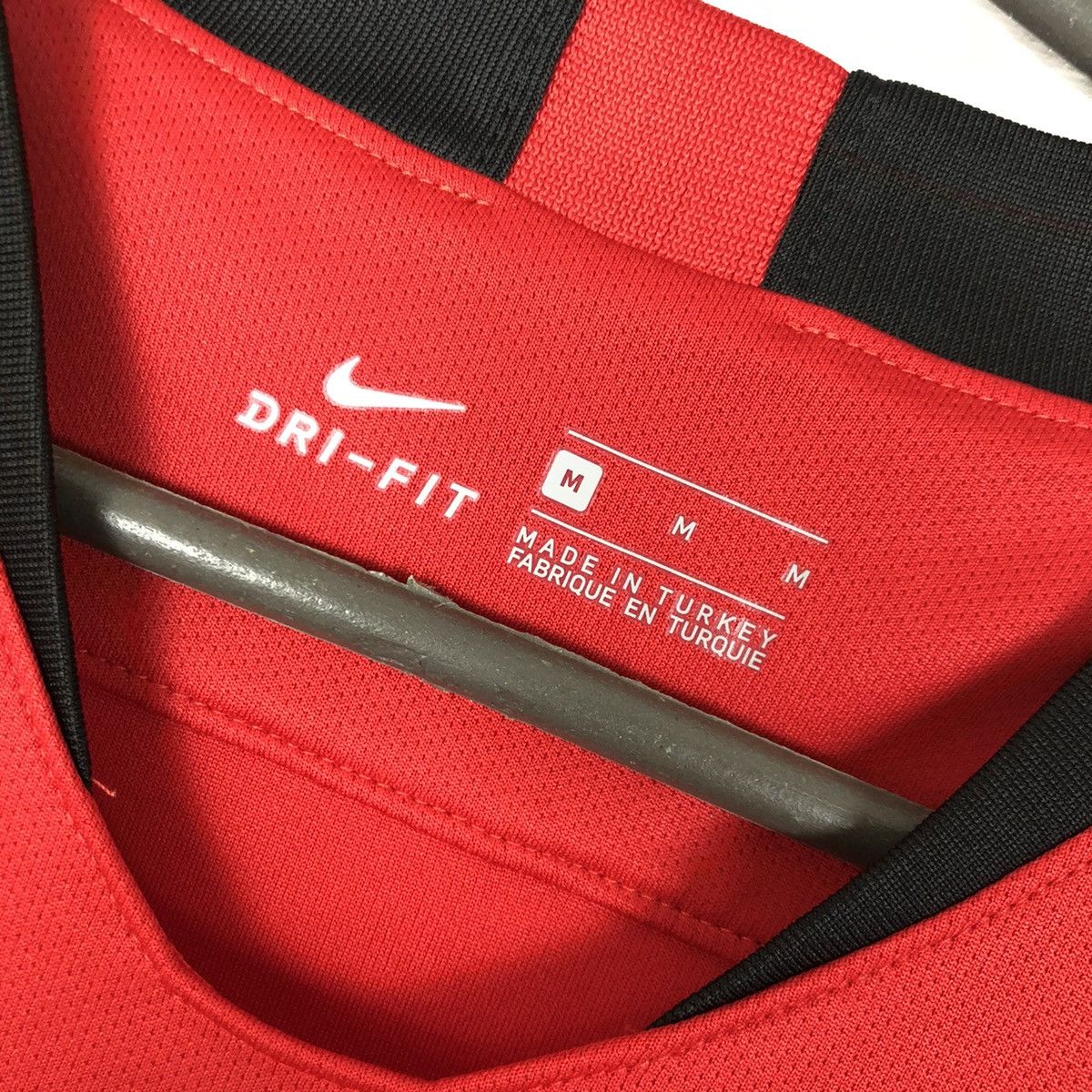 Nike Turkey national team 2018 2020 home nike soccer jersey Size US M / EU 48-50 / 2 - 5 Thumbnail