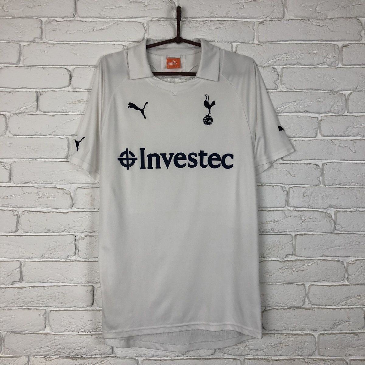 image of Tottenham Hotspur 2011 2012 Cup Jersey in White, Men's (Size Medium)