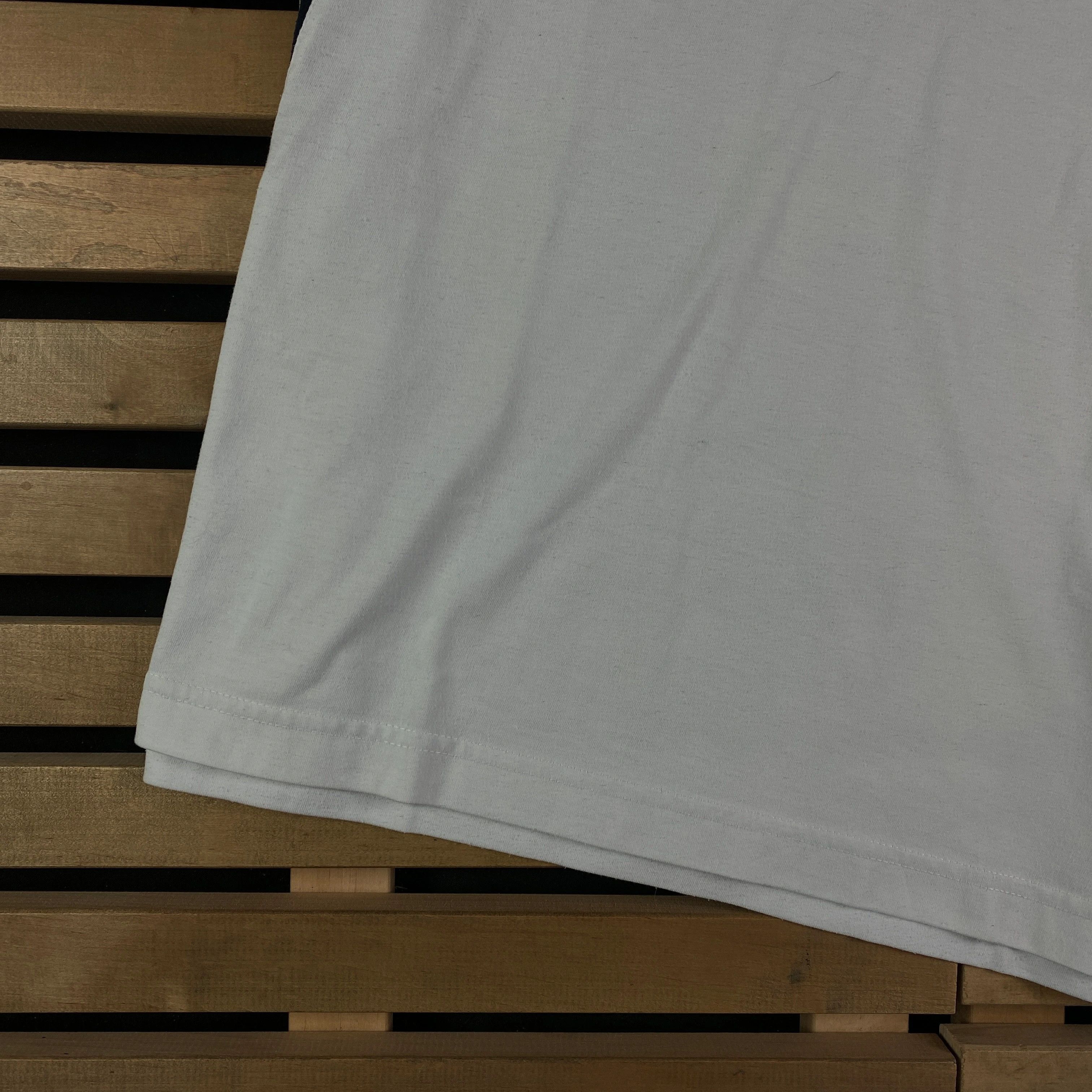 Nike × Vintage Mens Nike Vintage T-Shirt Size XL Size US XL / EU 56 / 4 - 3 Thumbnail