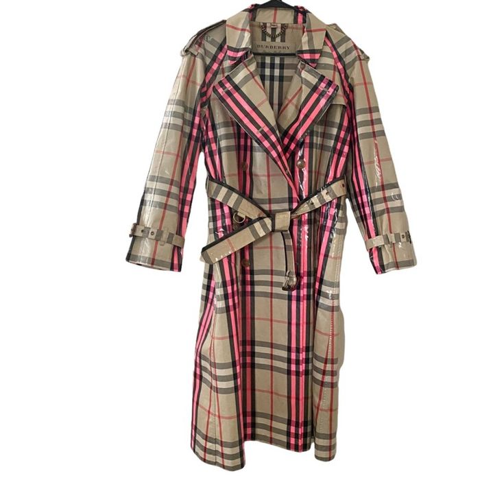 Burberry Burberry Women's Neon Pink Check Patent Trench Coat - 6 US ...