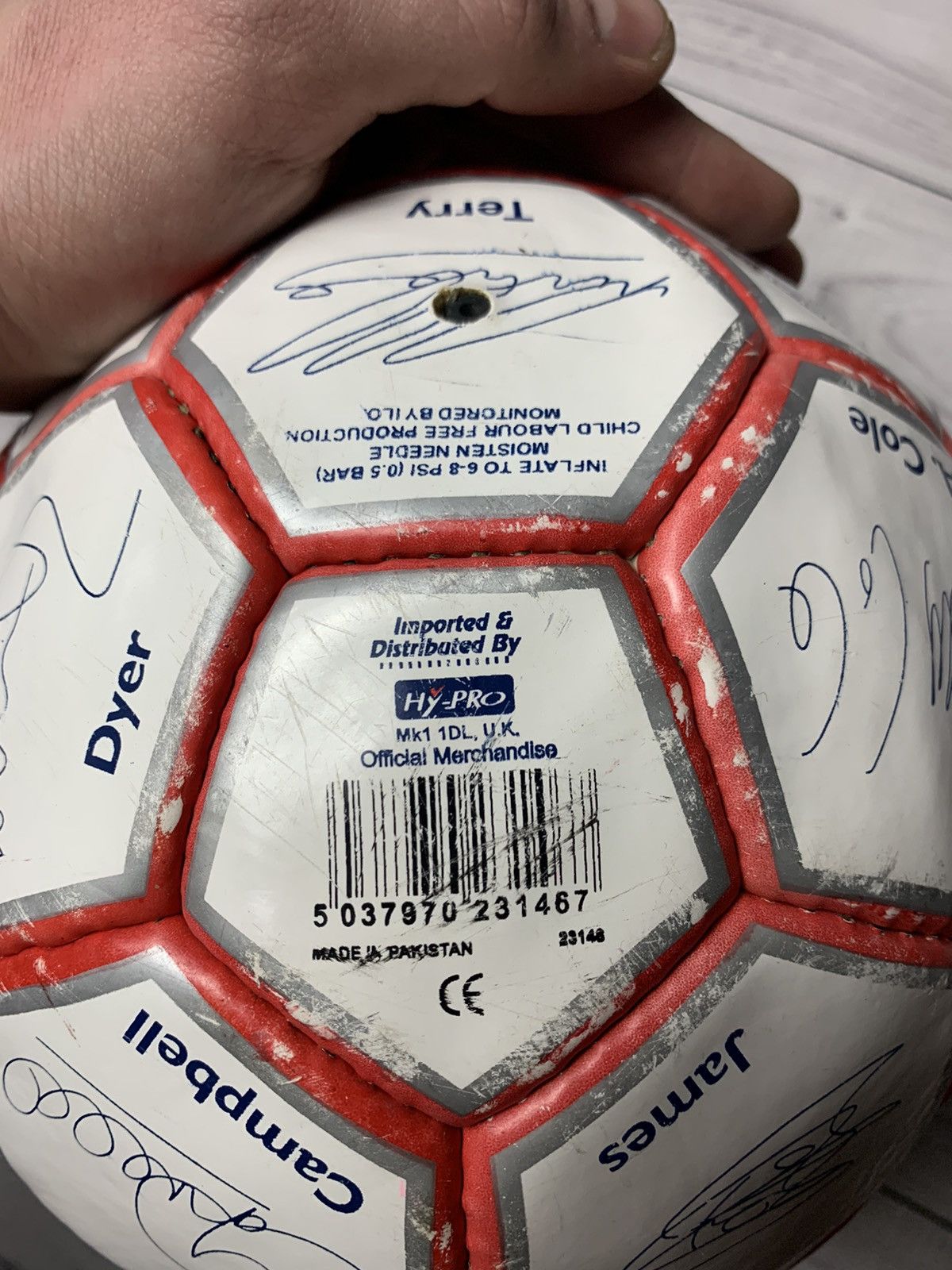Vintage Vintage Soccer Ball England Official Autograph Size US M / EU 48-50 / 2 - 7 Thumbnail