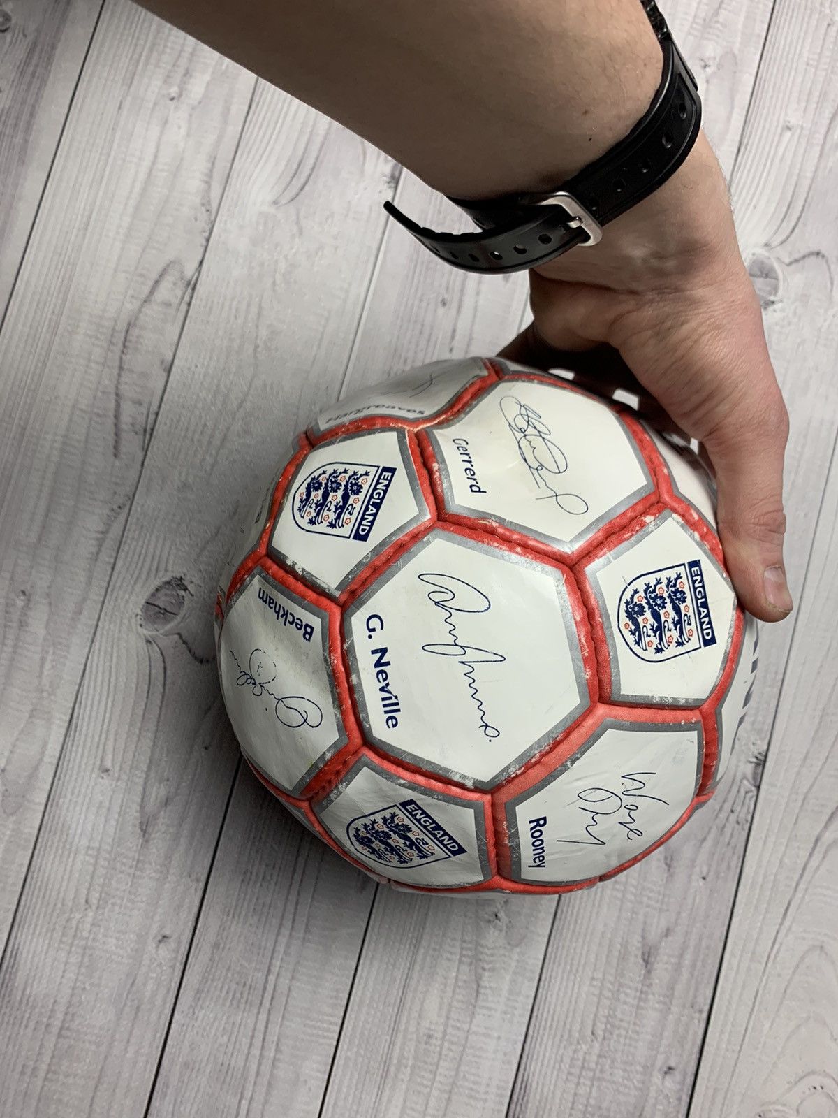 Vintage Vintage Soccer Ball England Official Autograph Size US M / EU 48-50 / 2 - 3 Thumbnail