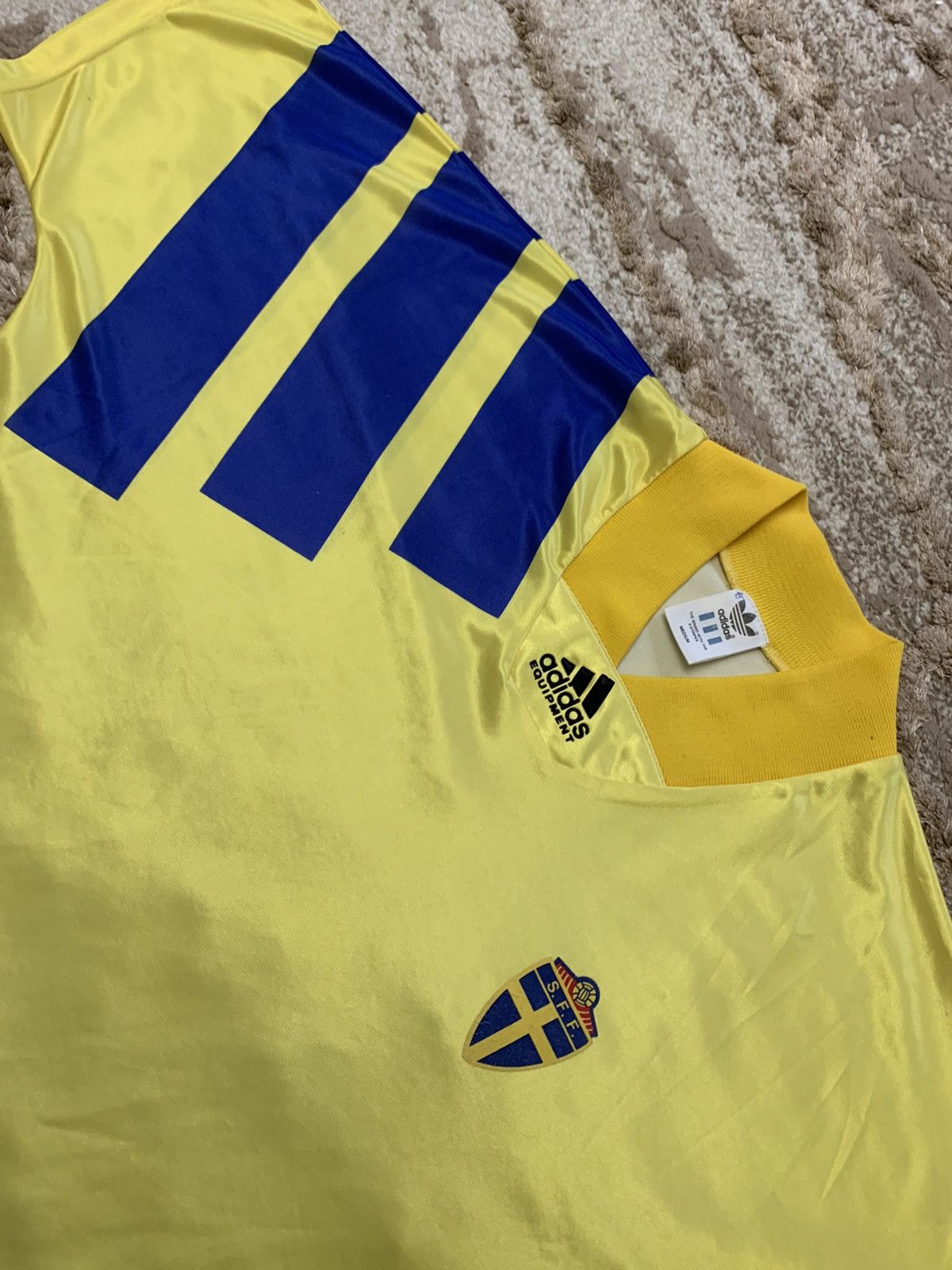 Adidas × Vintage Vintage jersey Sweden Adidas Equipment size M Size US M / EU 48-50 / 2 - 2 Thumbnail