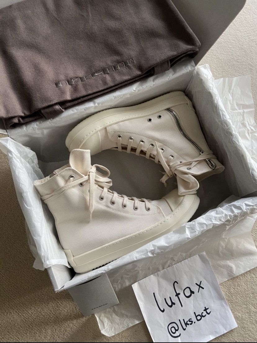 Gucci men’s slip ons (bee and star)