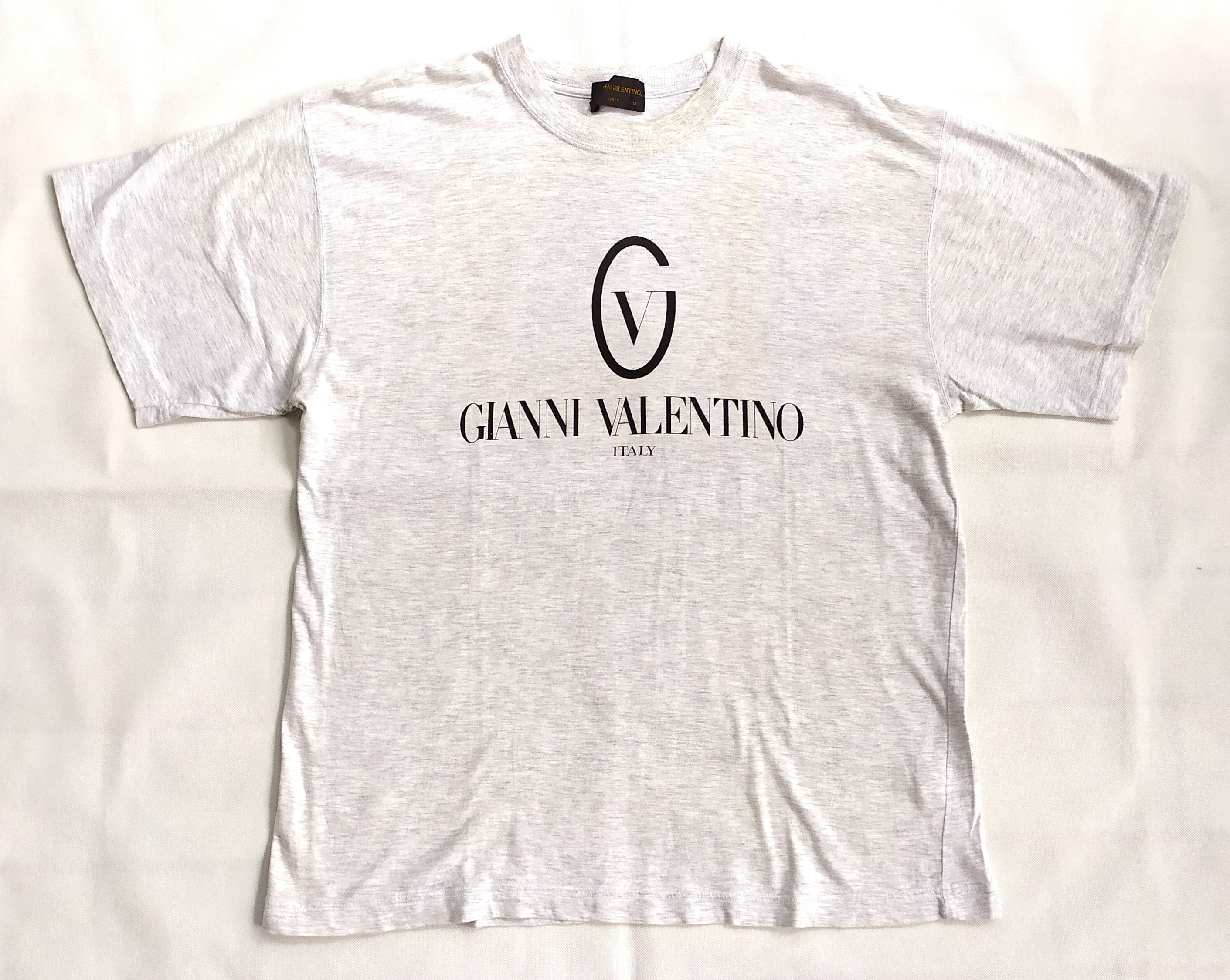 Gianni Valentino Vtg Gianni Valentino big logo t shirt size M Size US M / EU 48-50 / 2 - 3 Thumbnail