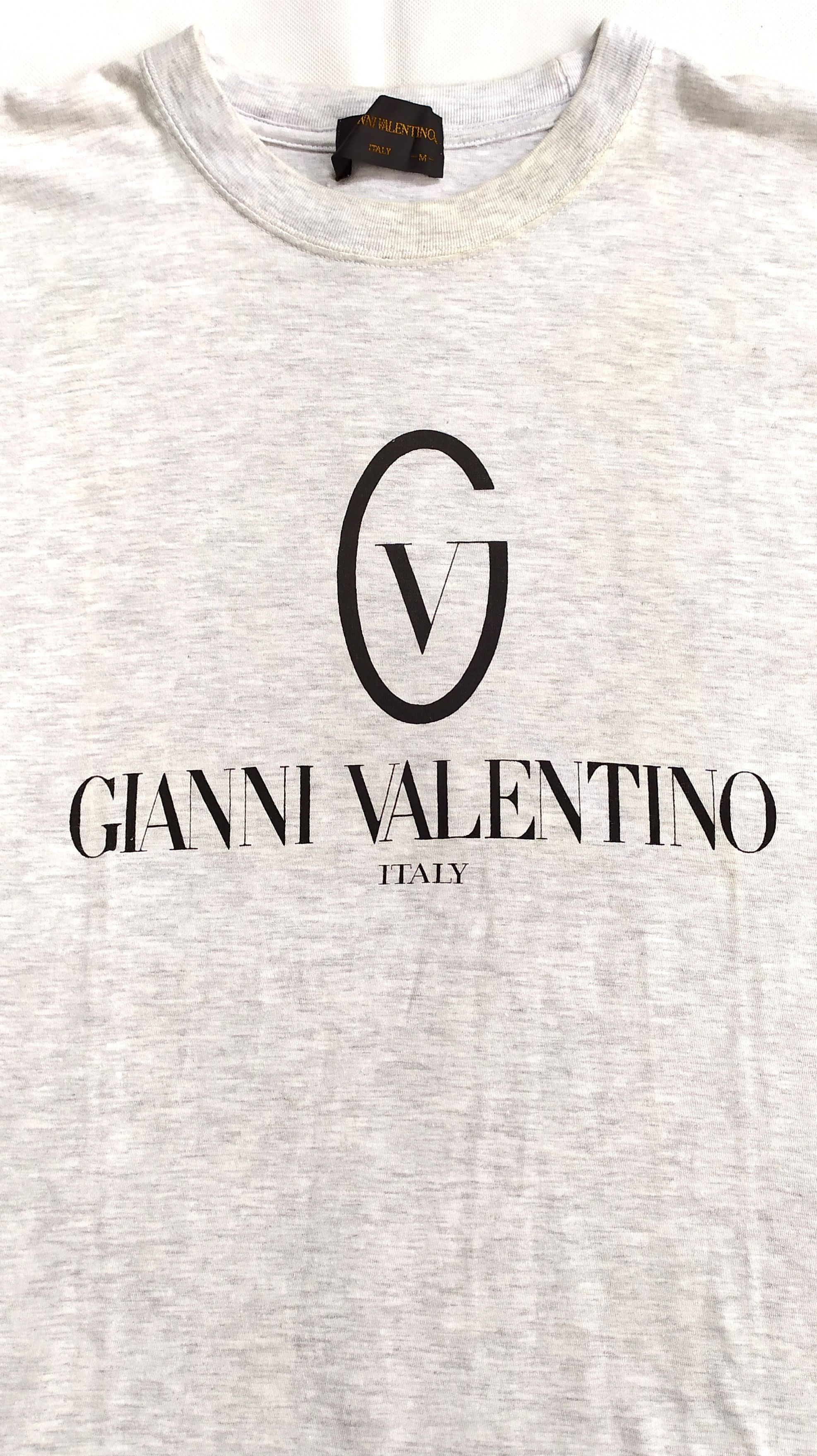 Gianni Valentino Vtg Gianni Valentino big logo t shirt size M Size US M / EU 48-50 / 2 - 5 Thumbnail