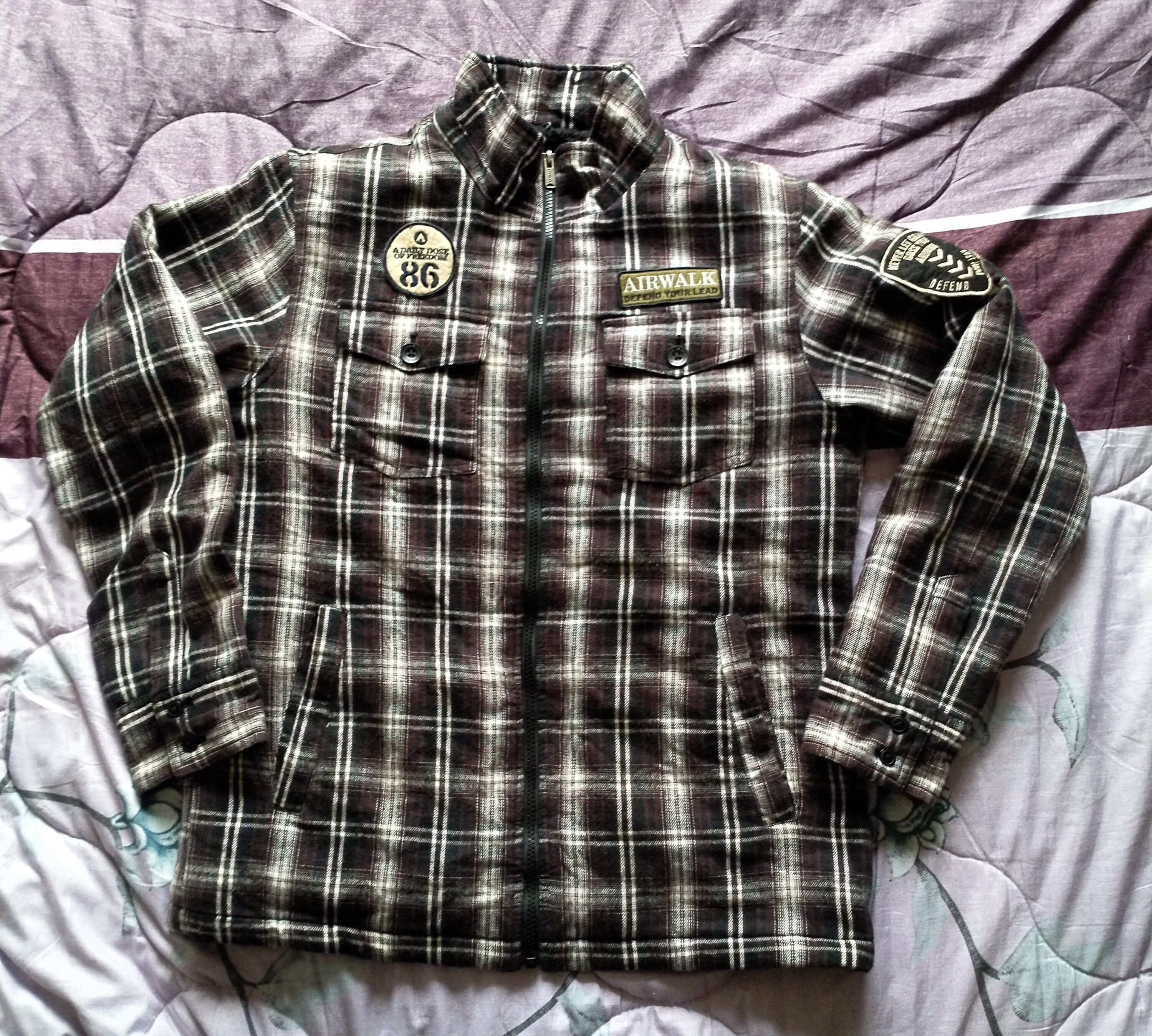 Airwalk × Flannel Astroboy X Airwalk custom patches flannel Size US M / EU 48-50 / 2 - 2 Thumbnail