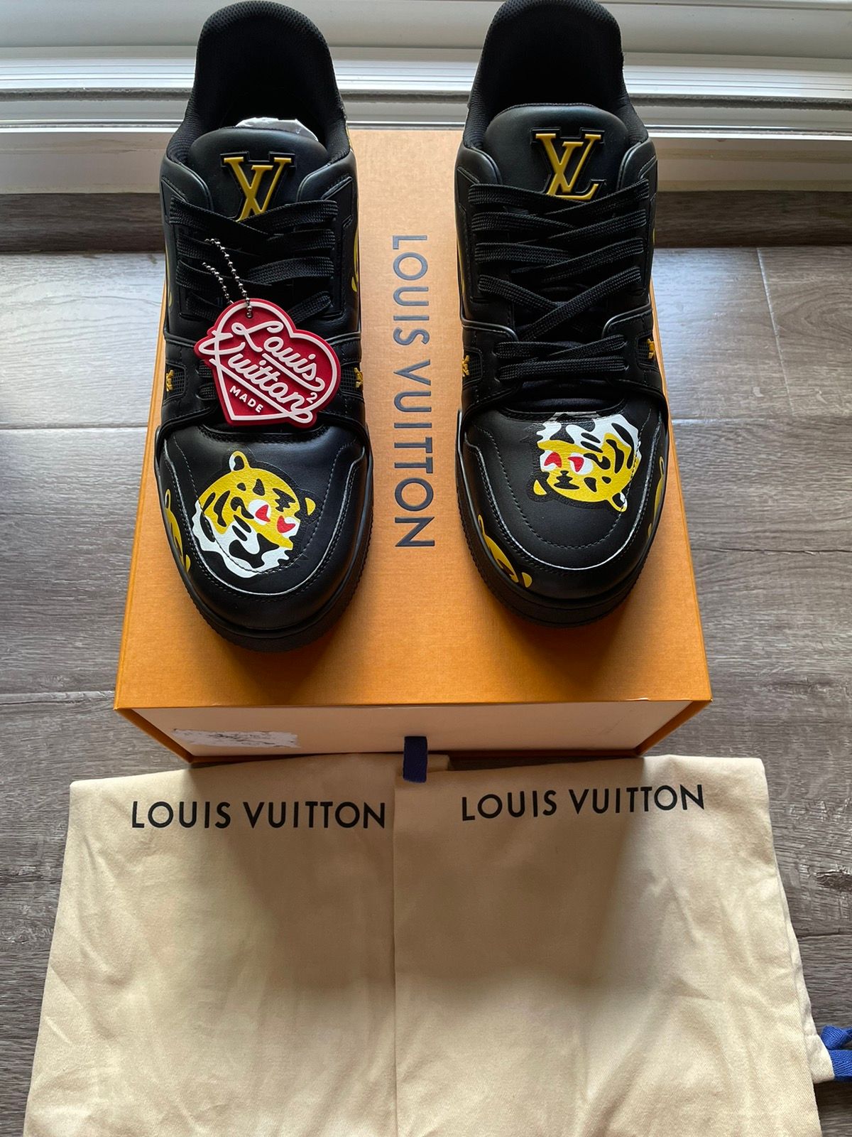 Louis Vuitton Black Nigo Logo Trainers Size 10