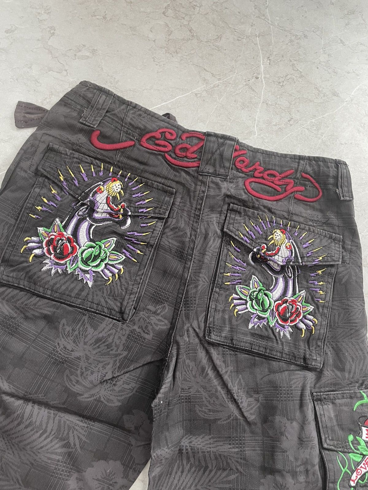 Ed Hardy UNWORN* Cargo shorts 30 Size US 30 / EU 46 - 1 Thumbnail