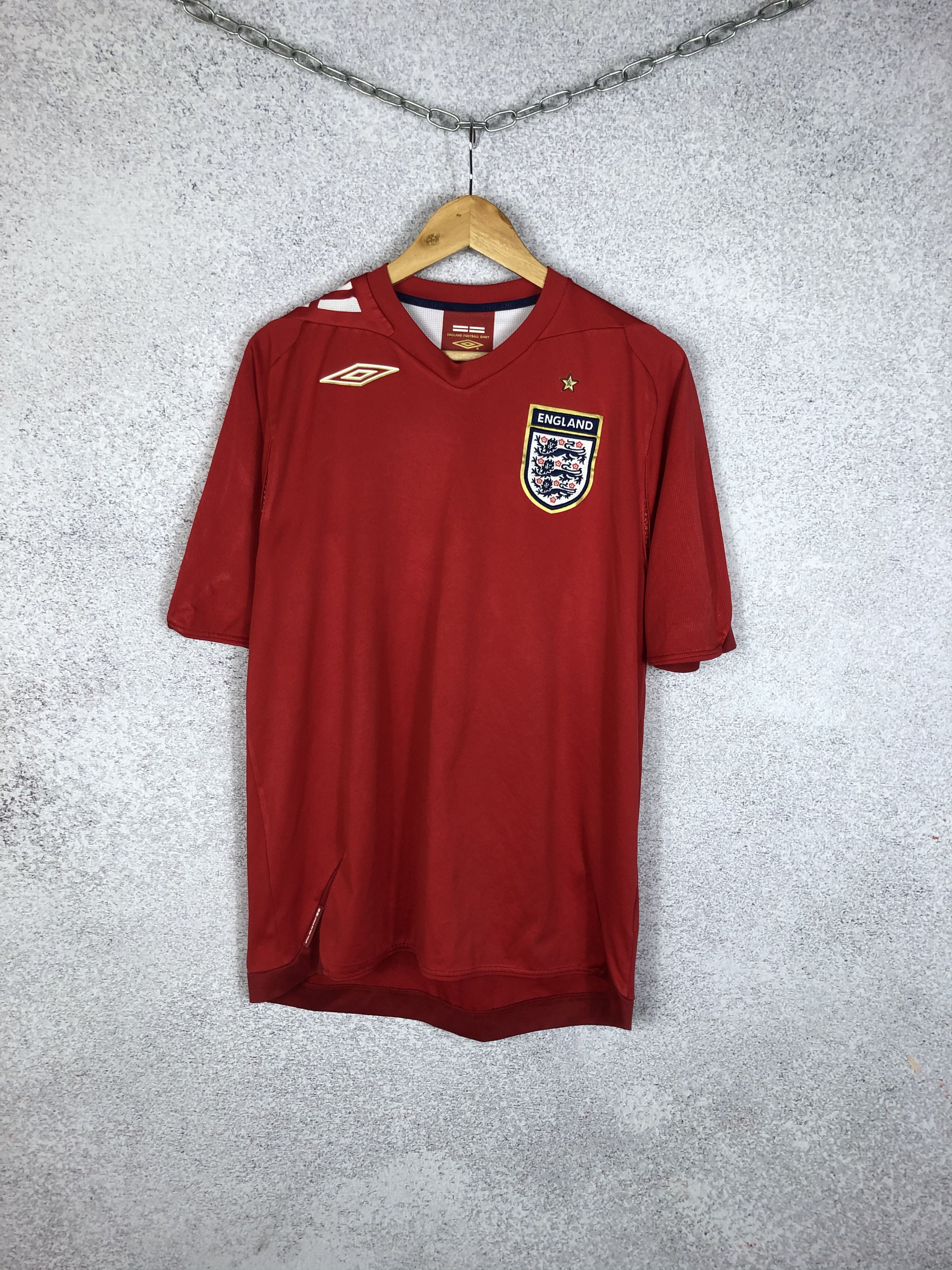 Umbro Vintage Umbro England 2006 2007 Away Soccer Jersey Shirt Size US M / EU 48-50 / 2 - 1 Thumbnail