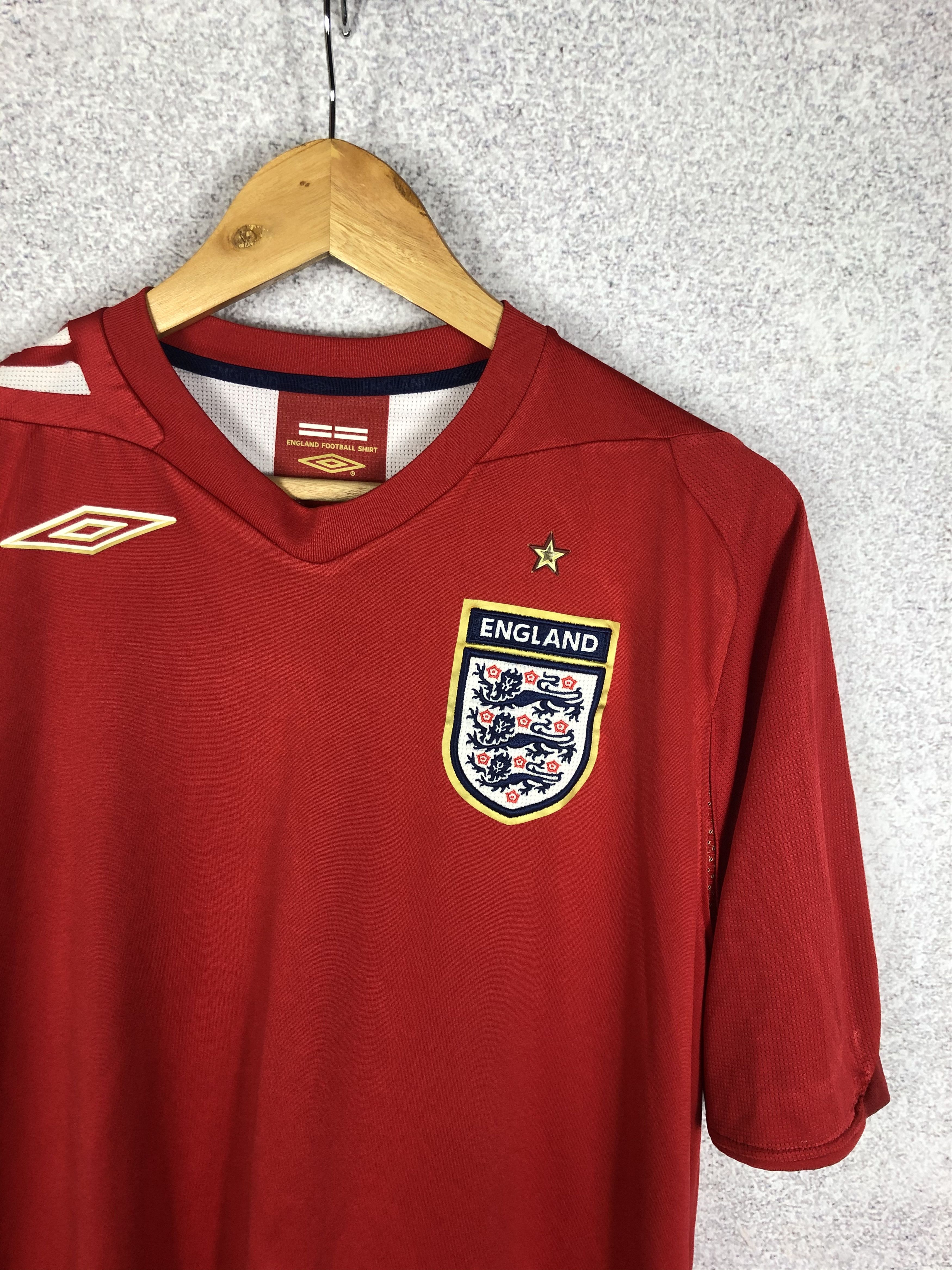 Umbro Vintage Umbro England 2006 2007 Away Soccer Jersey Shirt Size US M / EU 48-50 / 2 - 2 Thumbnail