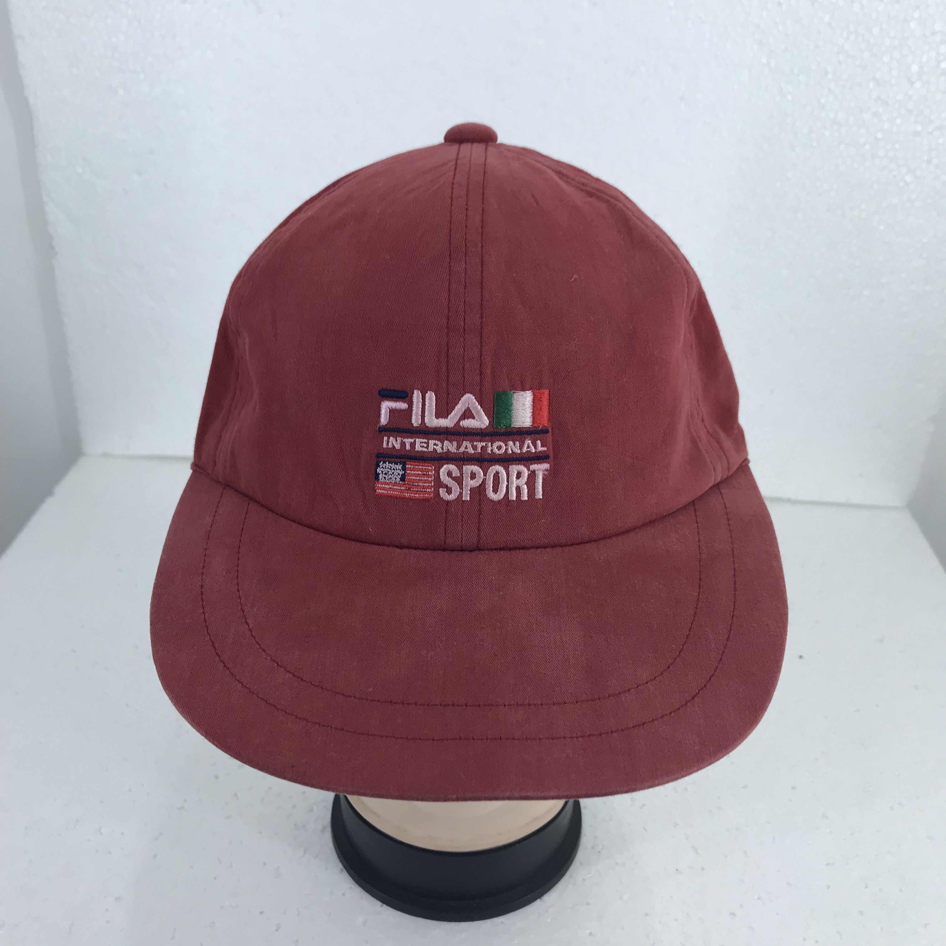 Fila Vintage 90s FILA International Sport Longbil Cap Size ONE SIZE - 1 Thumbnail