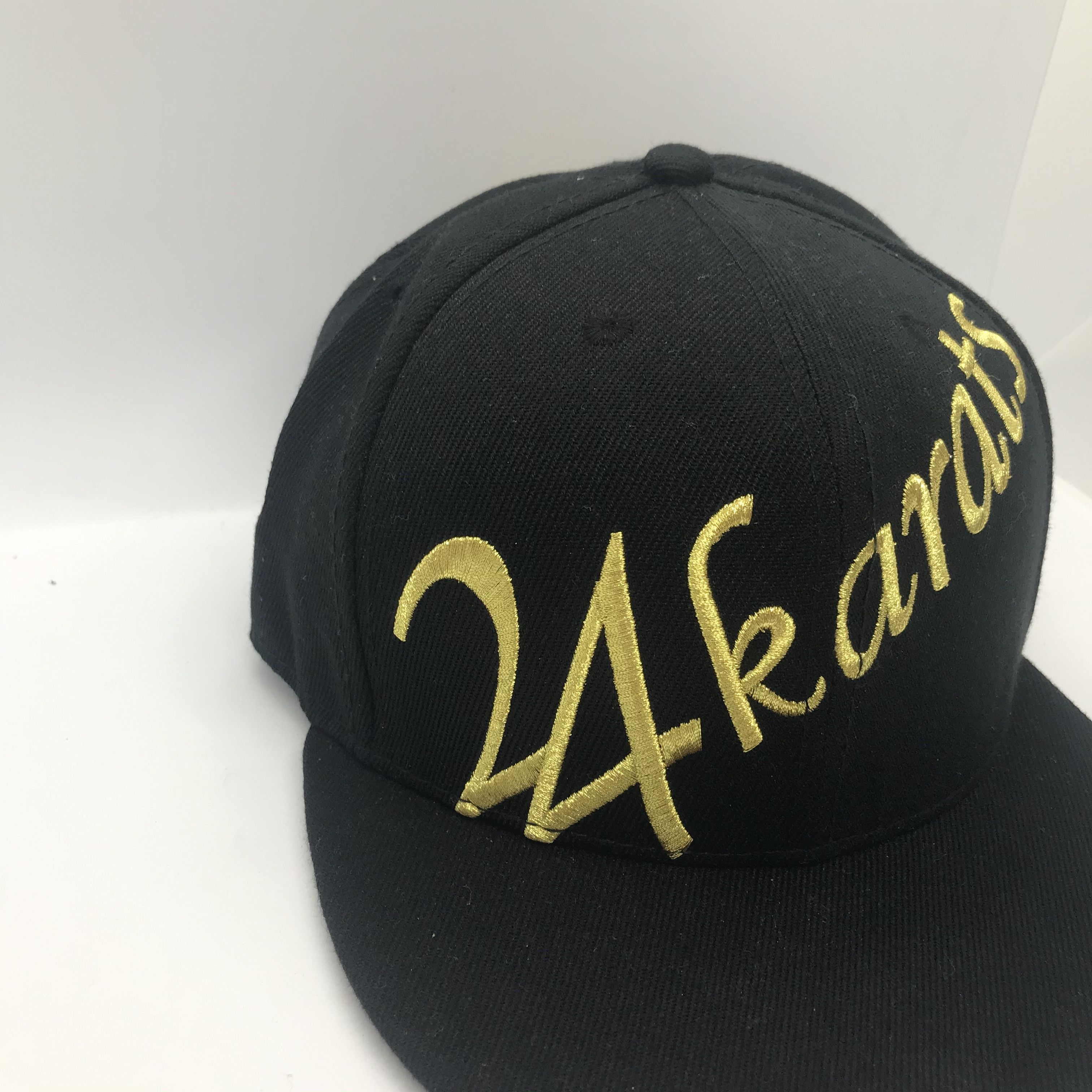 Japanese Brand 24 KARATS Gold Embroidered Snapback Cap Size ONE SIZE - 2 Thumbnail