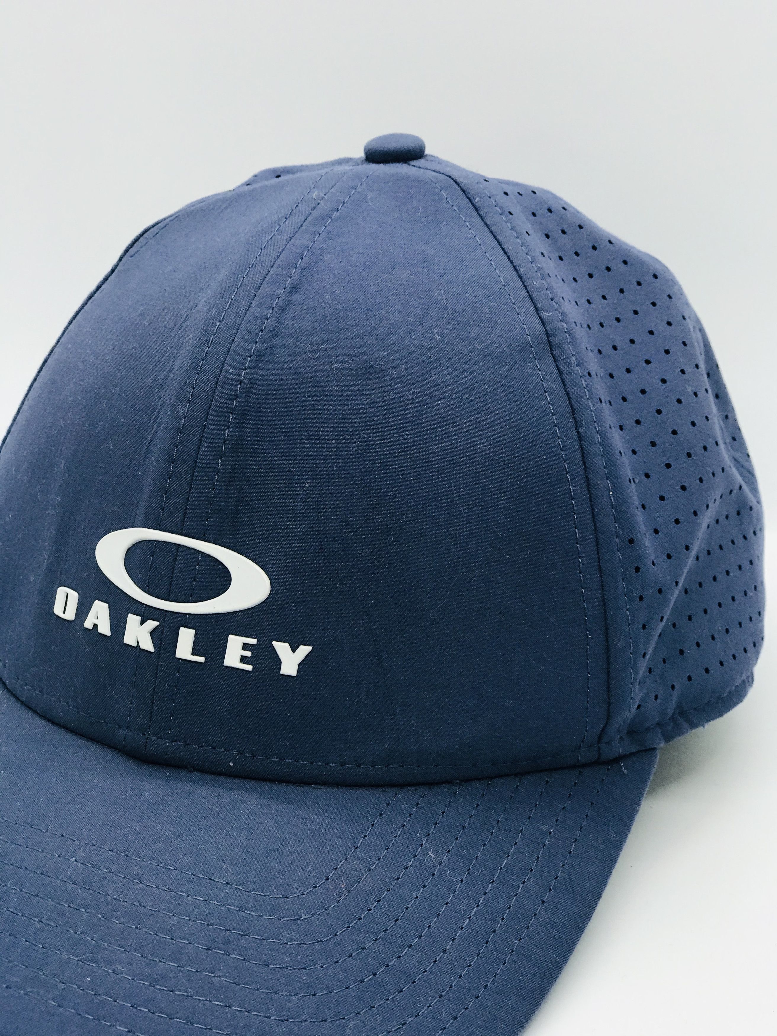 Vintage Oakley Snapback Cap Size ONE SIZE - 3 Thumbnail