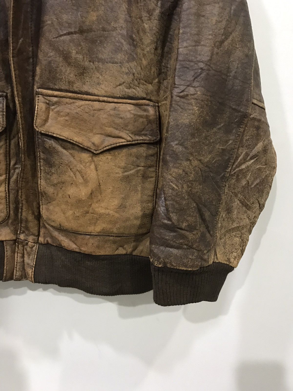 Genuine Leather Vintage A2 Leather Jacket US AIR Force Repro Size US L / EU 52-54 / 3 - 5 Thumbnail