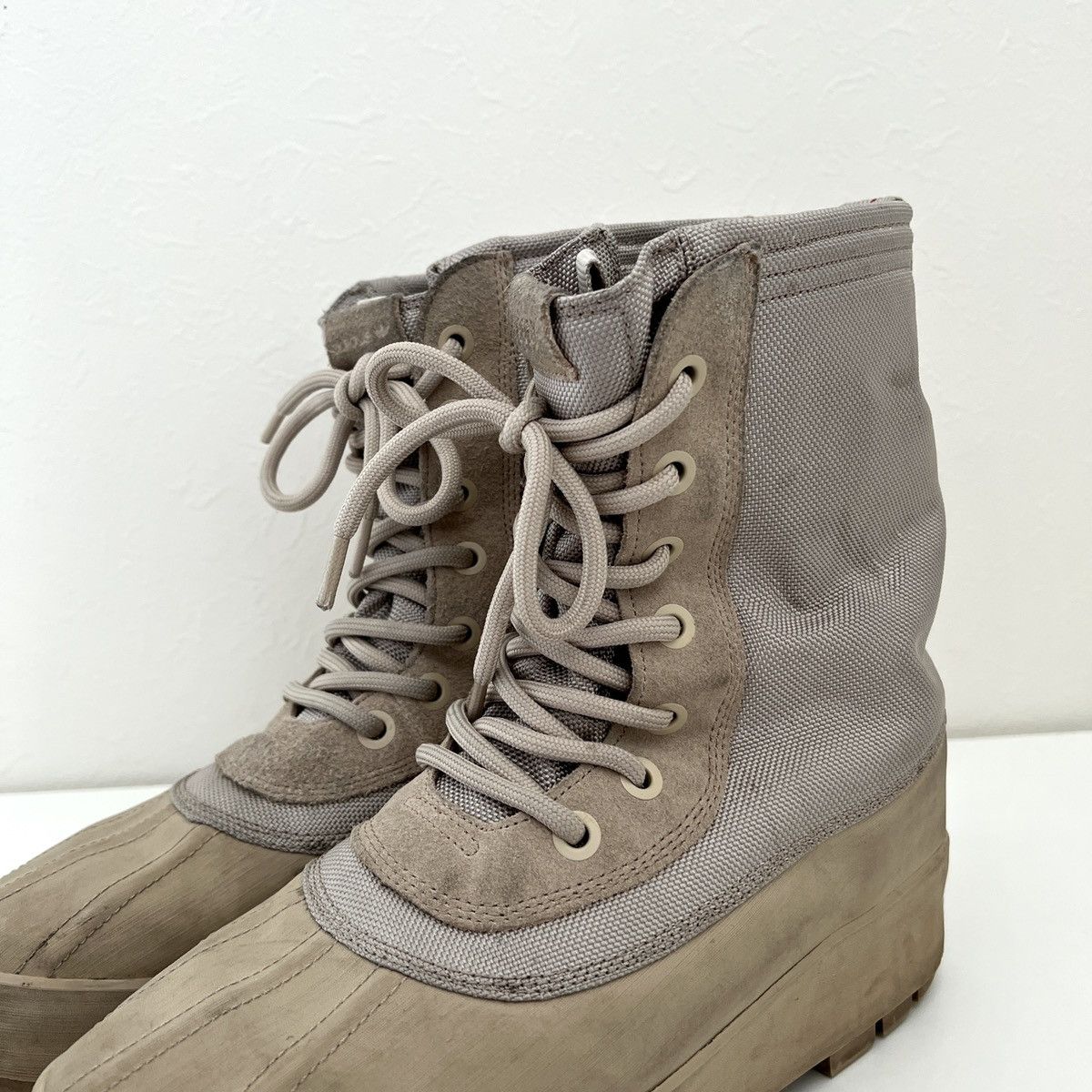 Yeezy Yeezy 950 Boots in Peyote Size US 9.5 / EU 42-43 - 2 Thumbnail