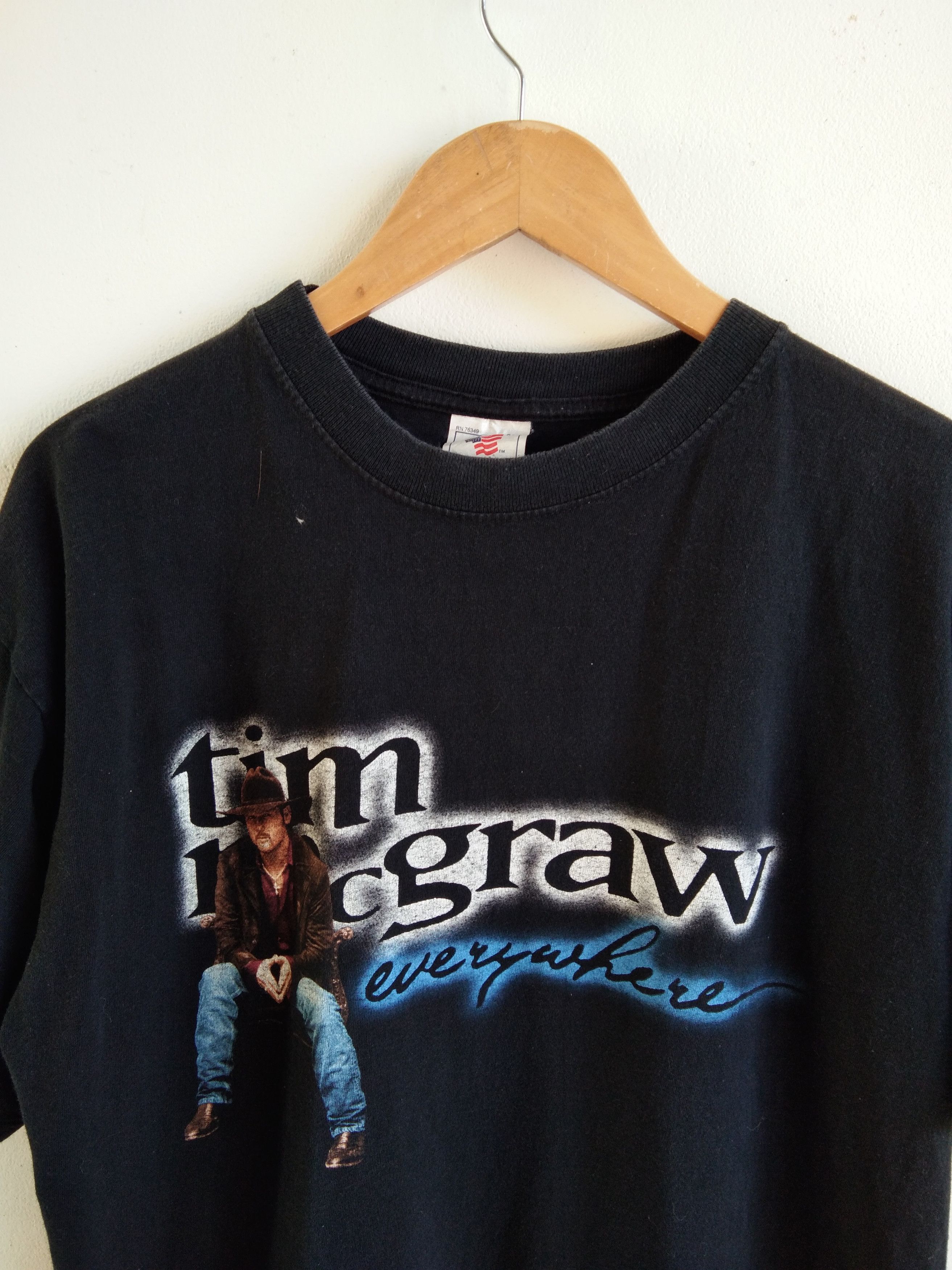 Band Tees Vintage 90s 1997 Tim McGraw Country Music Tshirt Size US XL / EU 56 / 4 - 2 Thumbnail