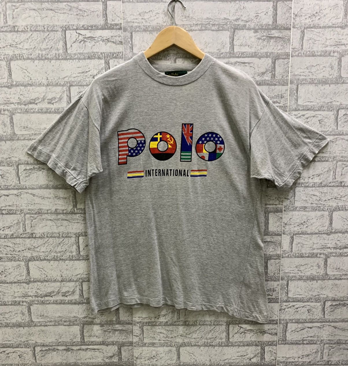 Vintage Vintage Polo International Multicolour Logo T-shirts Size US L / EU 52-54 / 3 - 1 Thumbnail