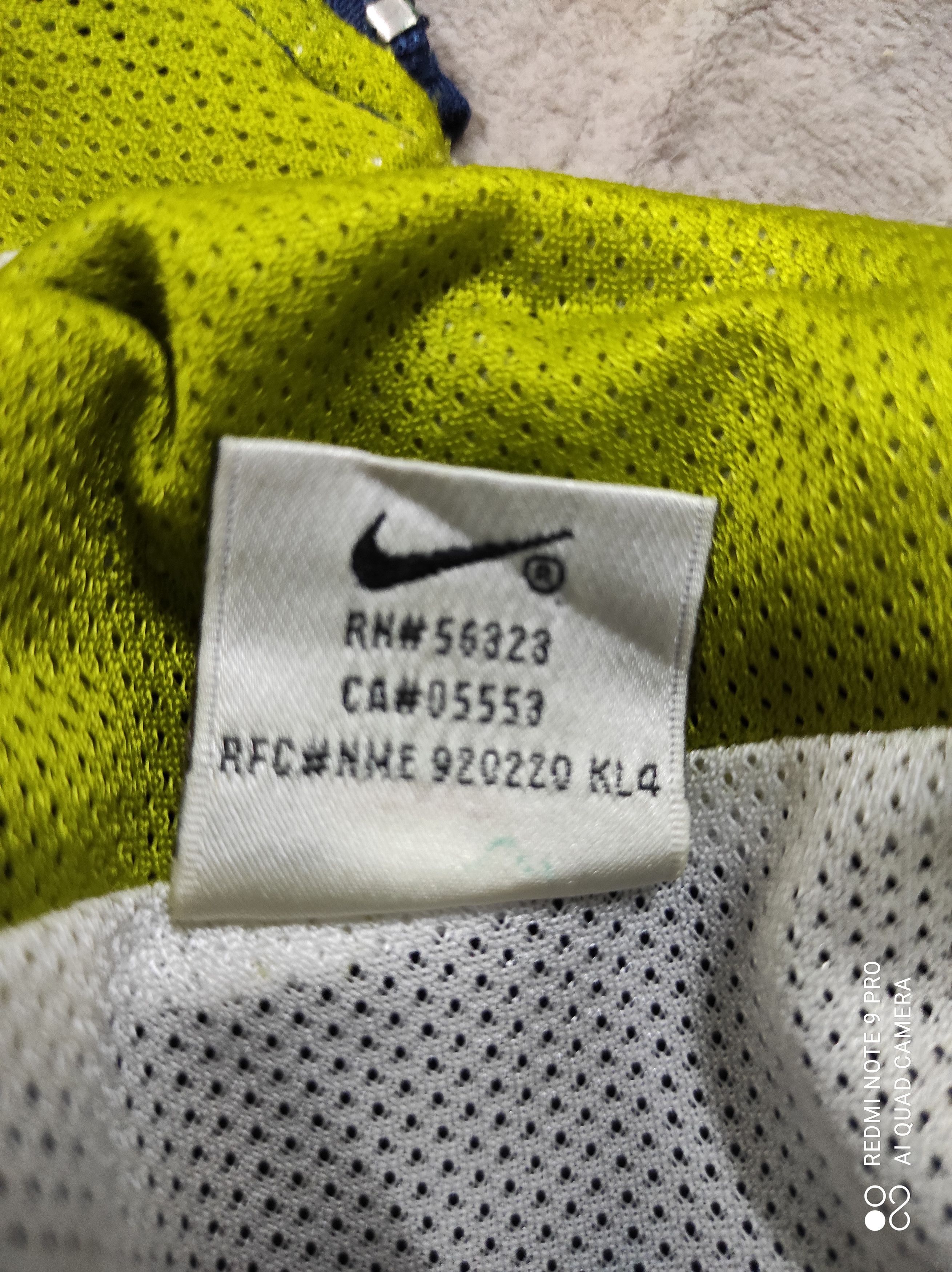 Nike Vintage Nike Sleeveless Jacket Size US XL / EU 56 / 4 - 6 Thumbnail