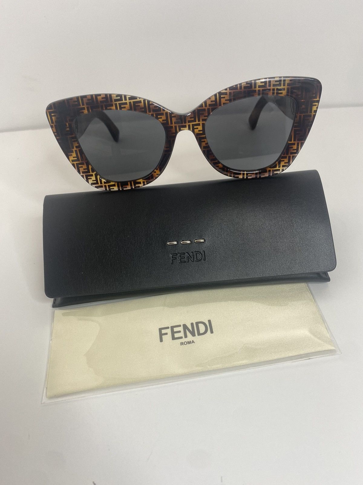 FENDI Acetate F is Fendi Cat Eye Sunglasses FF0327/S