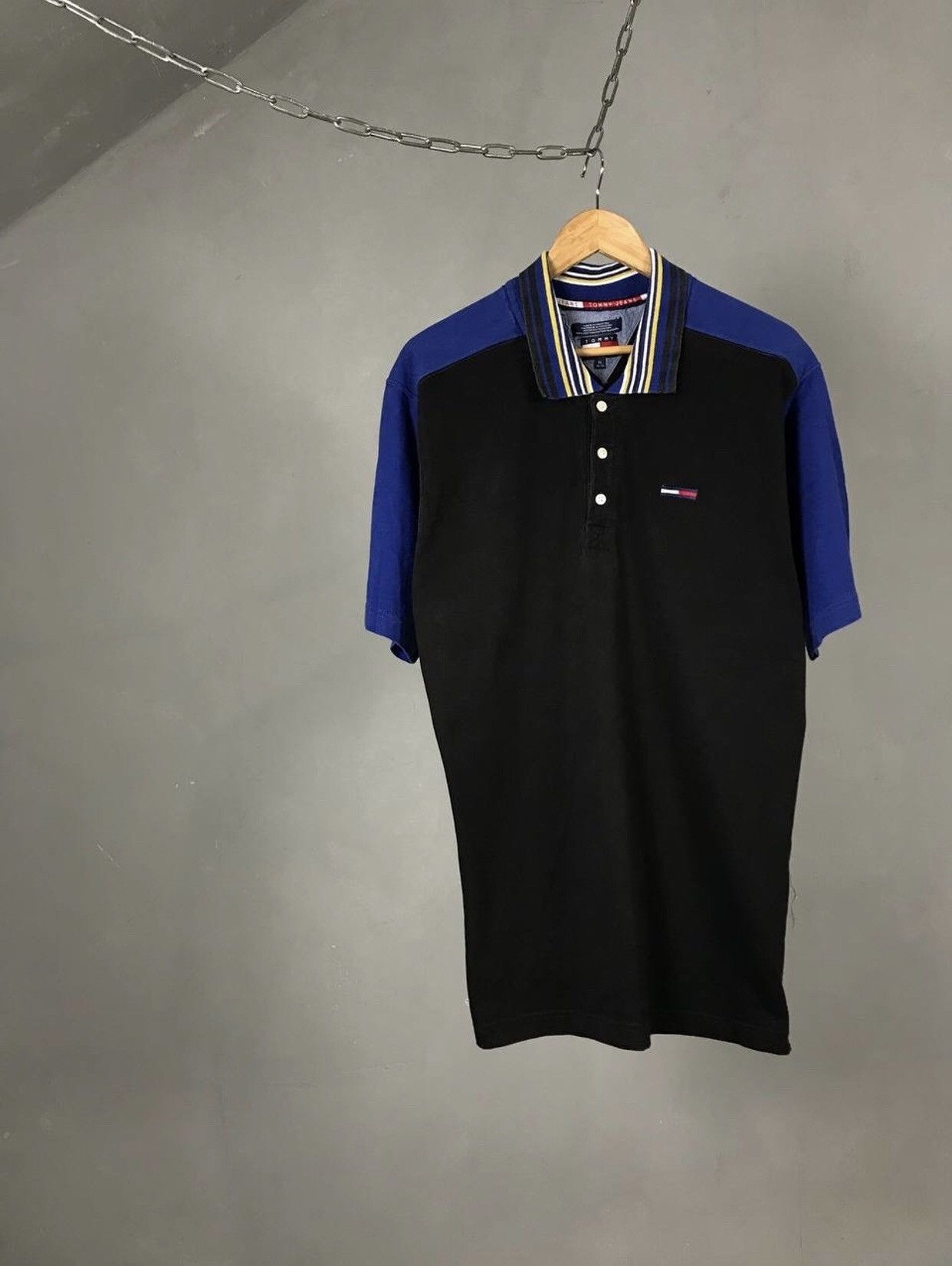 Tommy Hilfiger × Vintage Tommy Hilfiger vintage luxury streetwear polo tee Size US XL / EU 56 / 4 - 1 Thumbnail