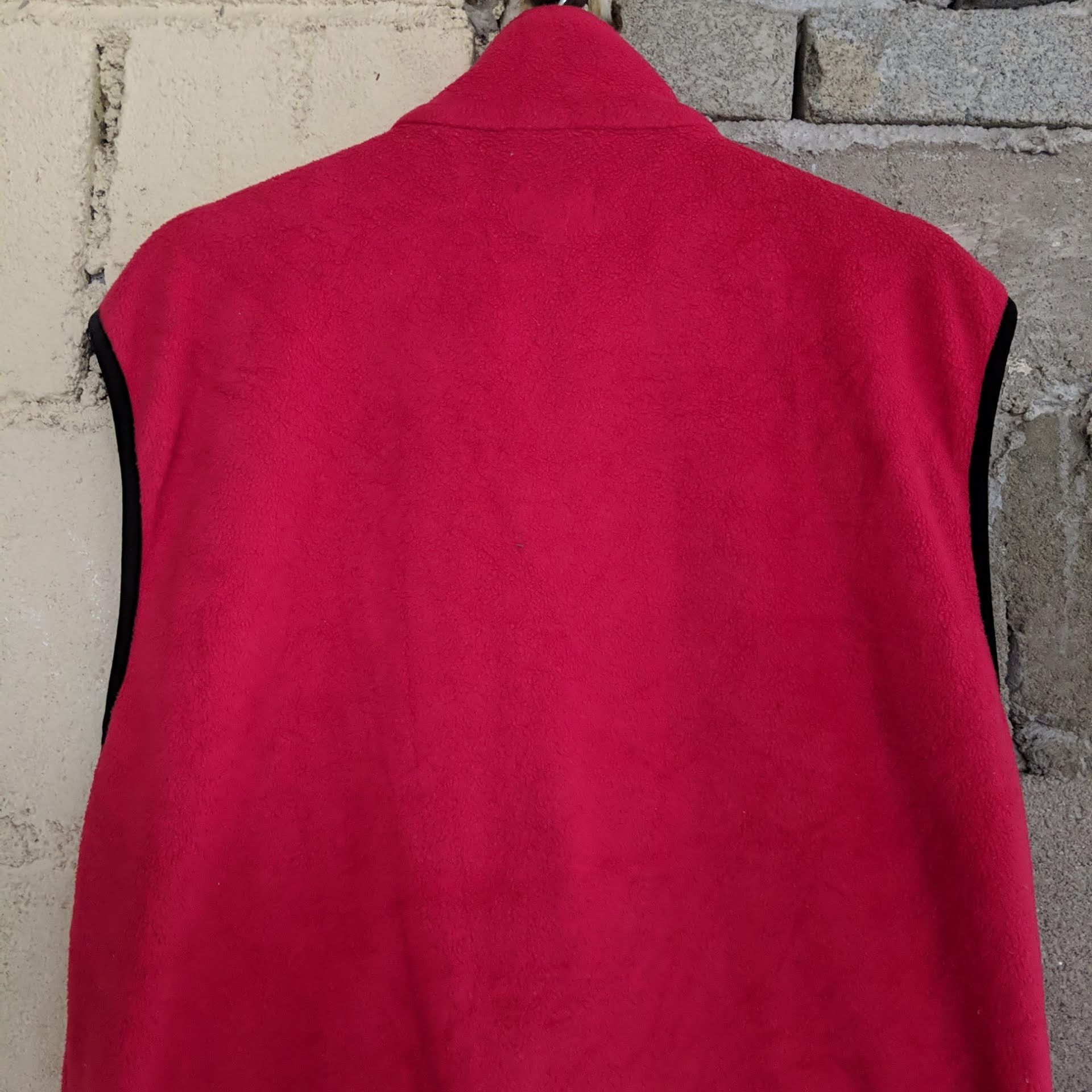 Japanese Brand Vintage Helly Hansen Red Retro-x Zip Sweater Sleeveless Size US M / EU 48-50 / 2 - 9 Thumbnail