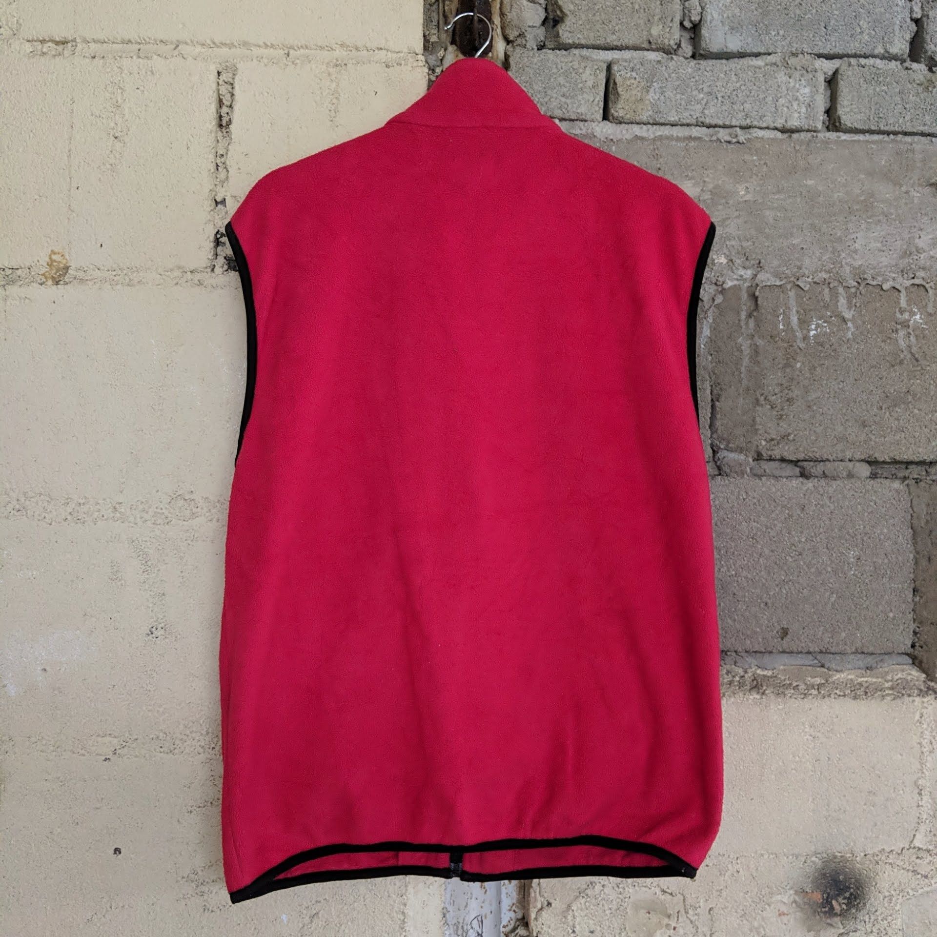 Japanese Brand Vintage Helly Hansen Red Retro-x Zip Sweater Sleeveless Size US M / EU 48-50 / 2 - 8 Thumbnail