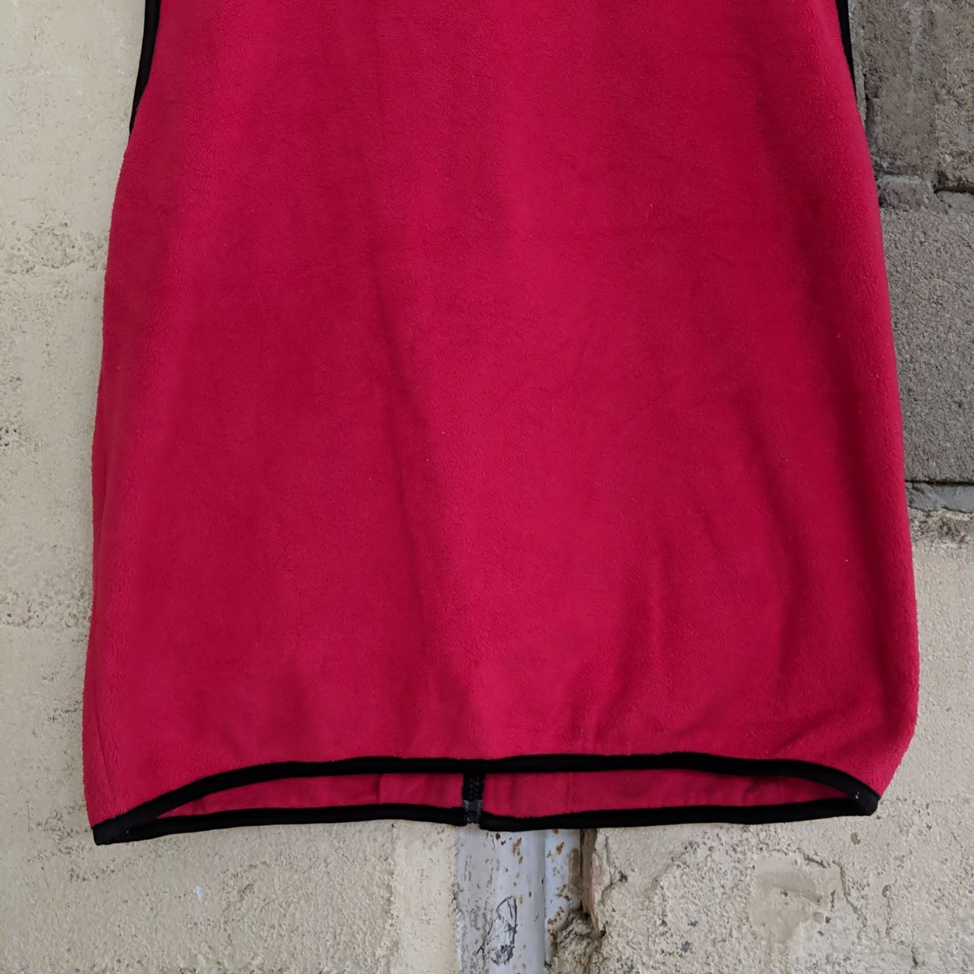 Japanese Brand Vintage Helly Hansen Red Retro-x Zip Sweater Sleeveless Size US M / EU 48-50 / 2 - 10 Thumbnail