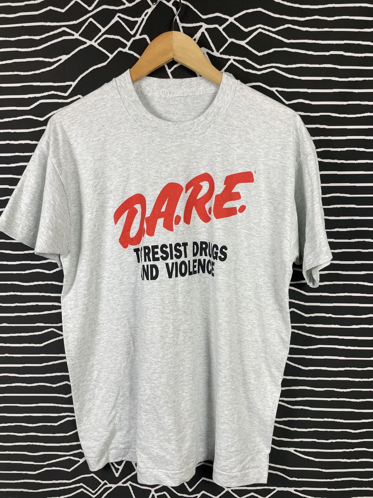 D.A.R.E VINTAGE DARE T-SHIRT | D.A.R.E. To Keep Kids Off Drugs Size US L / EU 52-54 / 3 - 1 Thumbnail
