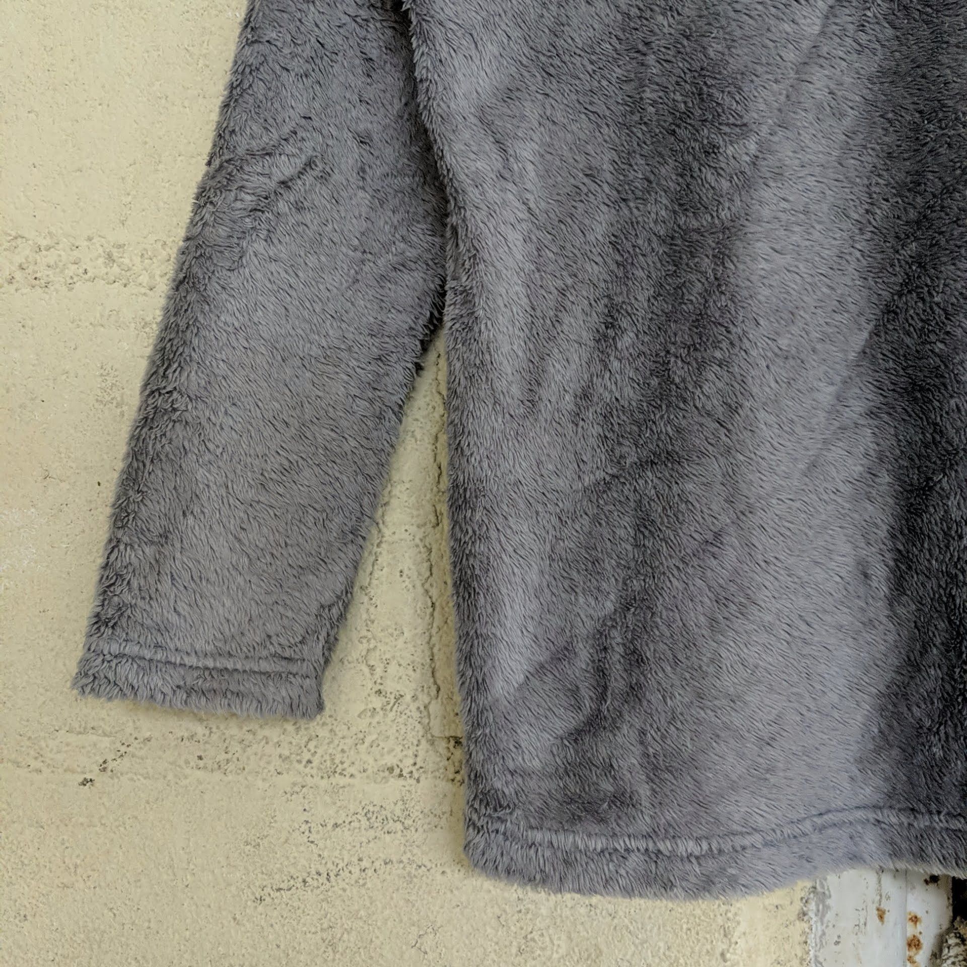 Japanese Brand Vintage Disney Mickey Mouse Mohair Shaggy Knitwear Jumper Size US S / EU 44-46 / 1 - 4 Thumbnail