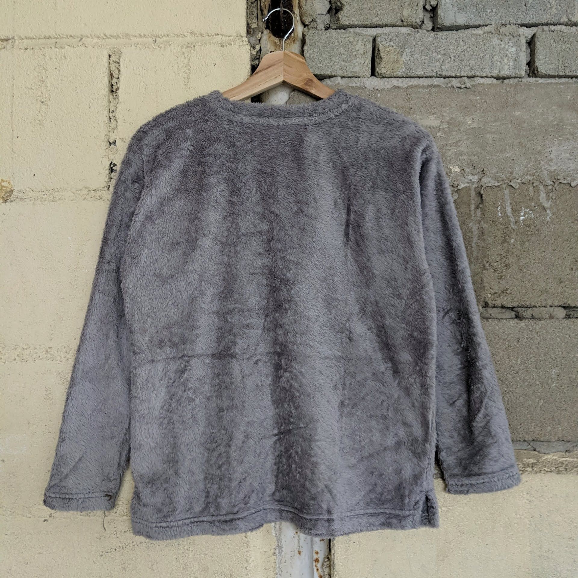 Japanese Brand Vintage Disney Mickey Mouse Mohair Shaggy Knitwear Jumper Size US S / EU 44-46 / 1 - 8 Thumbnail